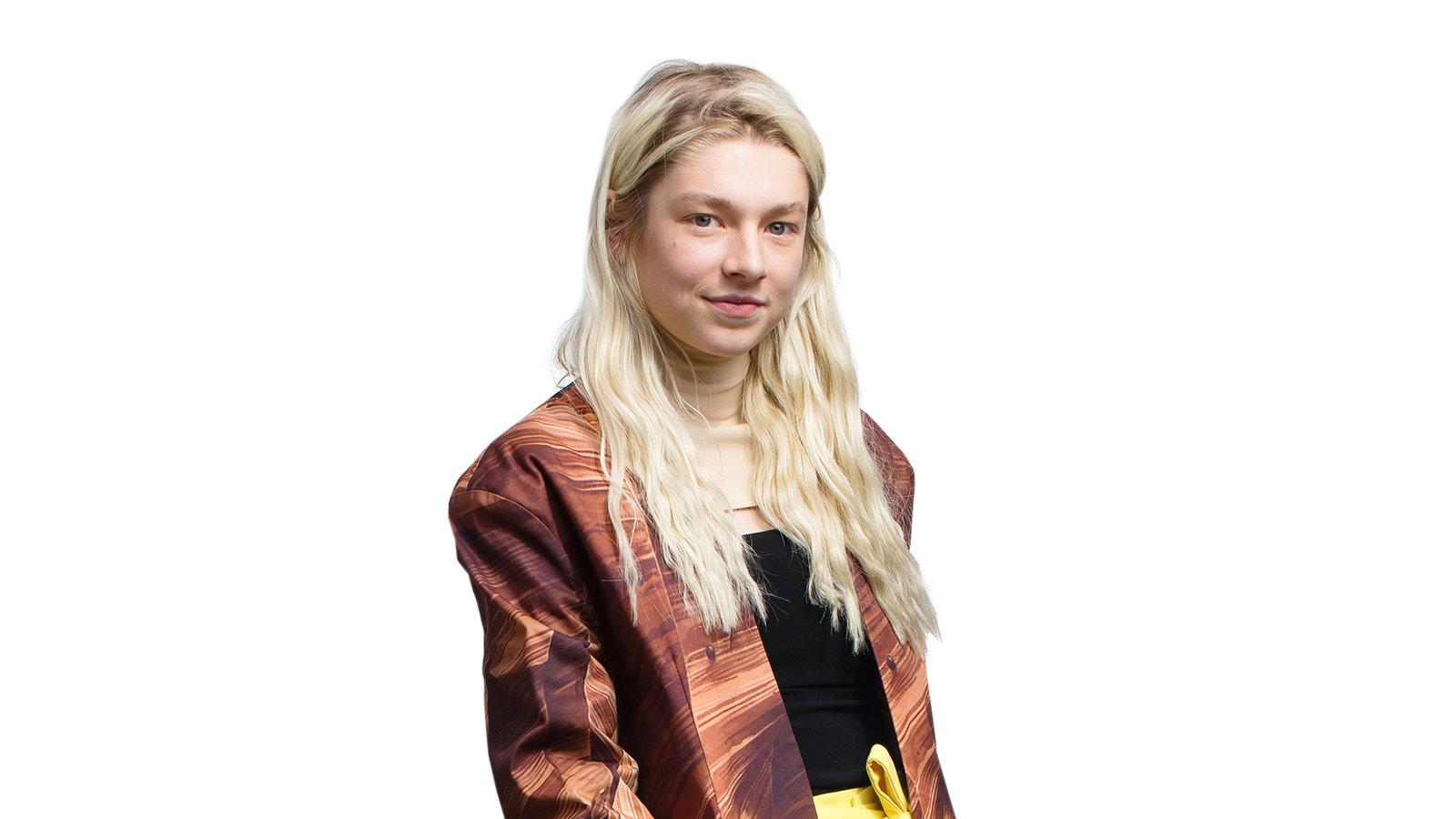 1600x900 Enthralled by 'Euphoria'? Hunter Schafer Knows Why (It's Because of Her)