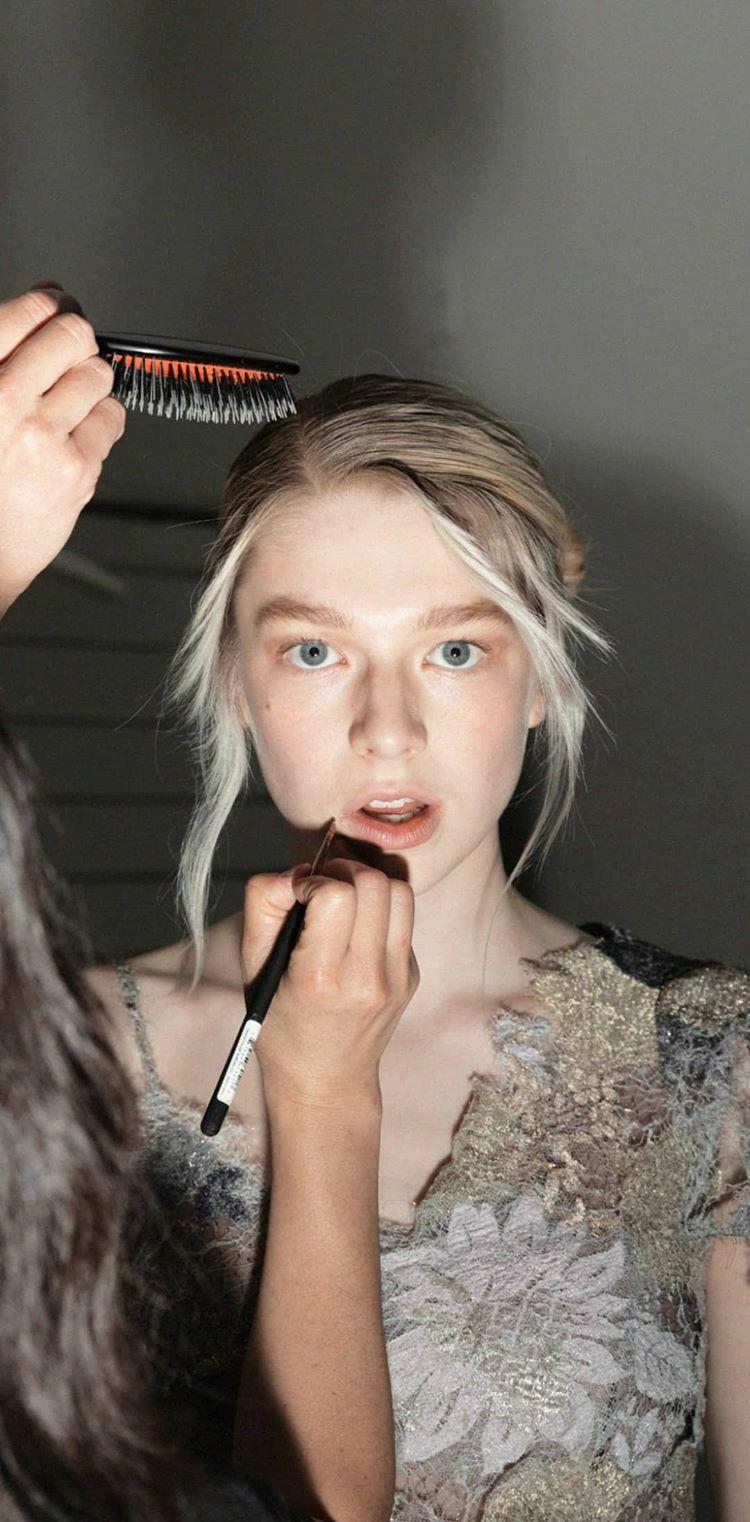 750x1522 Pin On Hunter Schafer (Wallpaper Lockscreen)
