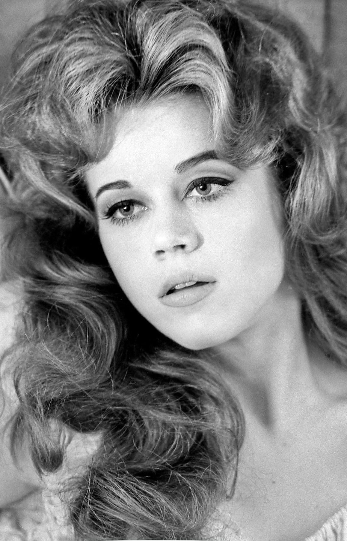 1158x1802 Jane Fonda Wallpaper