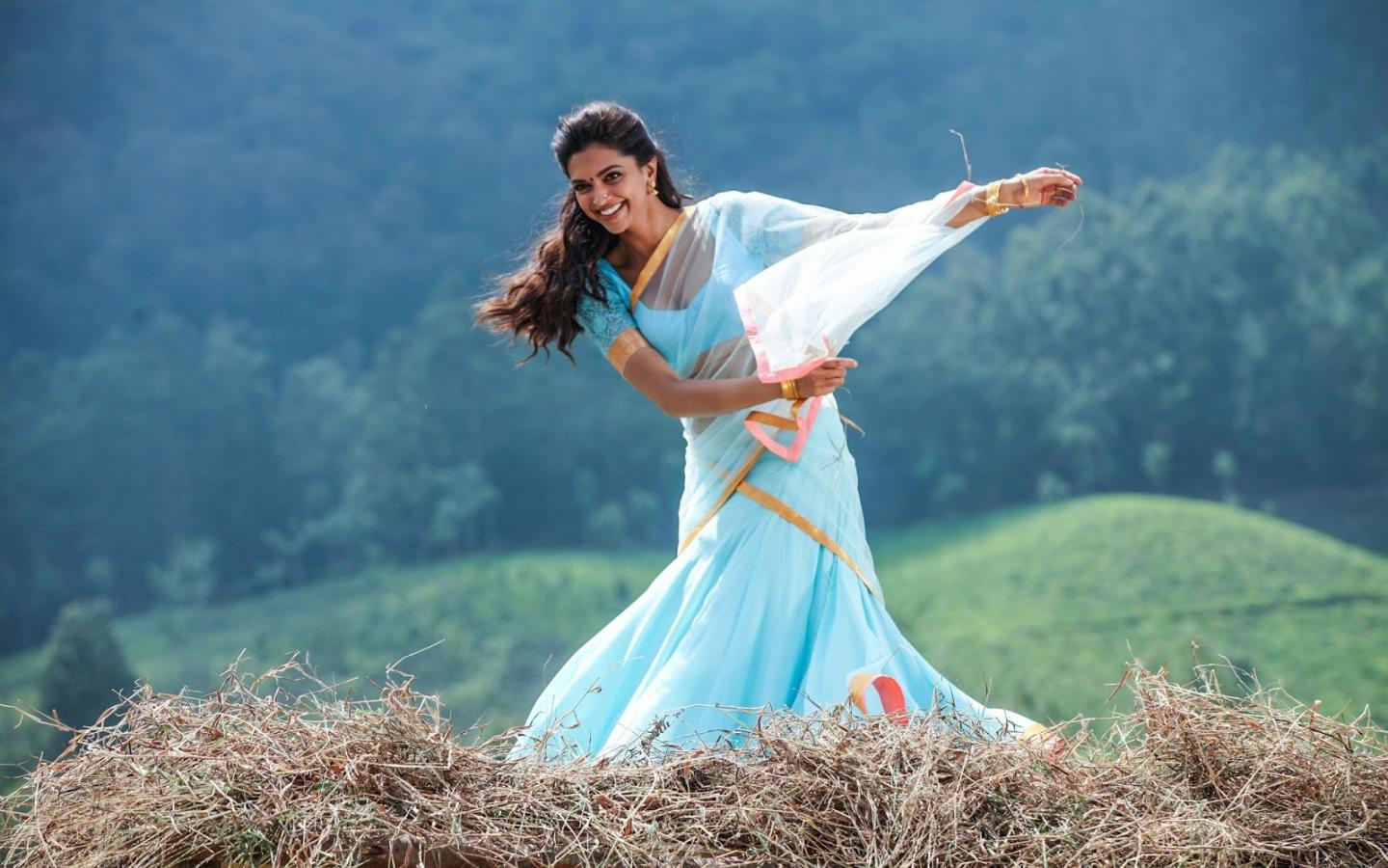 1440x900 Free download CHENNAI EXPRESS deepika padukone bollywood action comedy romance [1600x1066] for your Desktop, Mobile & Tablet. Explore Chennai Wallpaper. Chennai Wallpaper