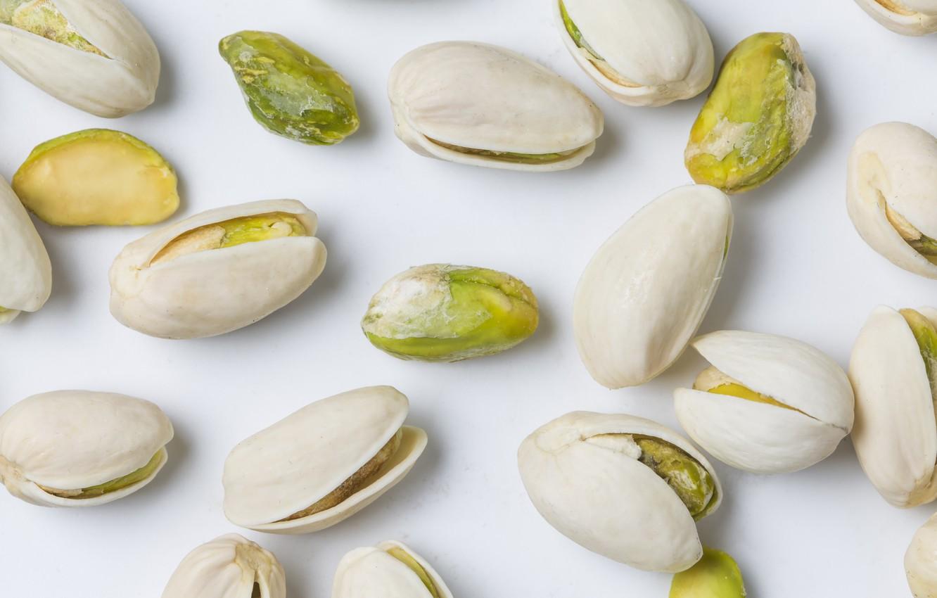 1332x850 Wallpaper white background, nuts, nuts, pistachios, pistachio image for desktop, section еда