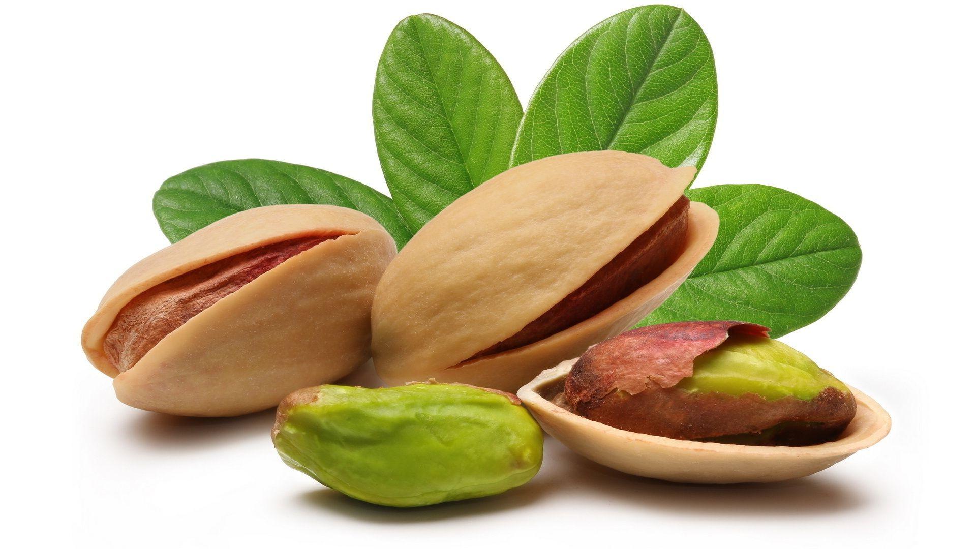 1920x1080 Pistachio Nuts with leaves