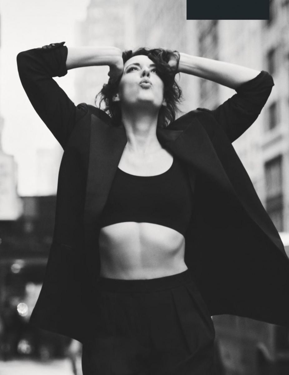 926x1200 Phoebe Waller Bridge Wallpaper