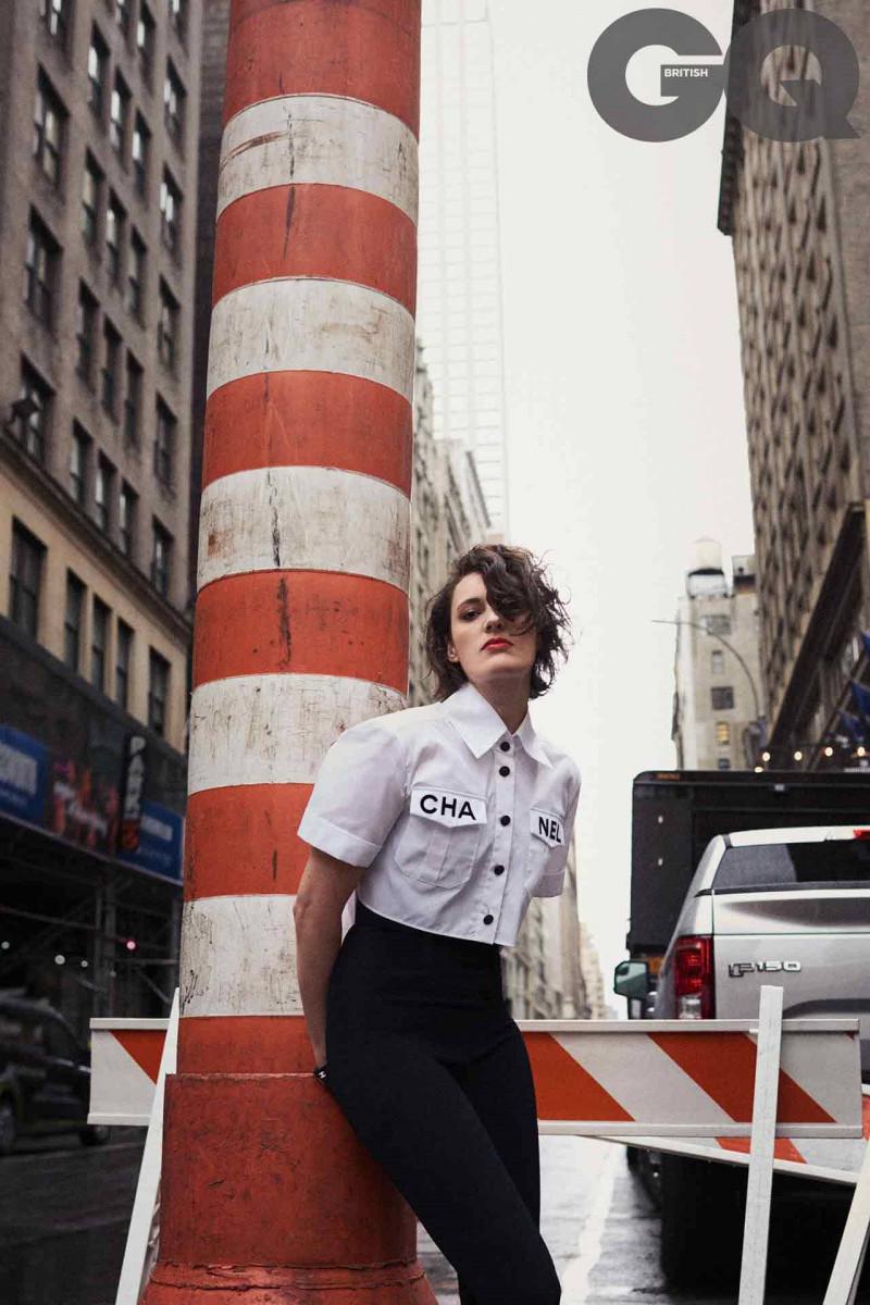 800x1200 Phoebe Waller Bridge Wallpaper