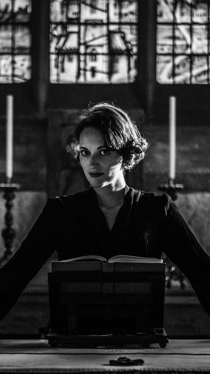 675x1200 WallPaperAr (Phoebe Waller Bridge). HQ: Colored And B&W