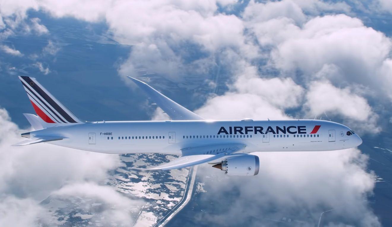 1321x767 Air France Wallpaper