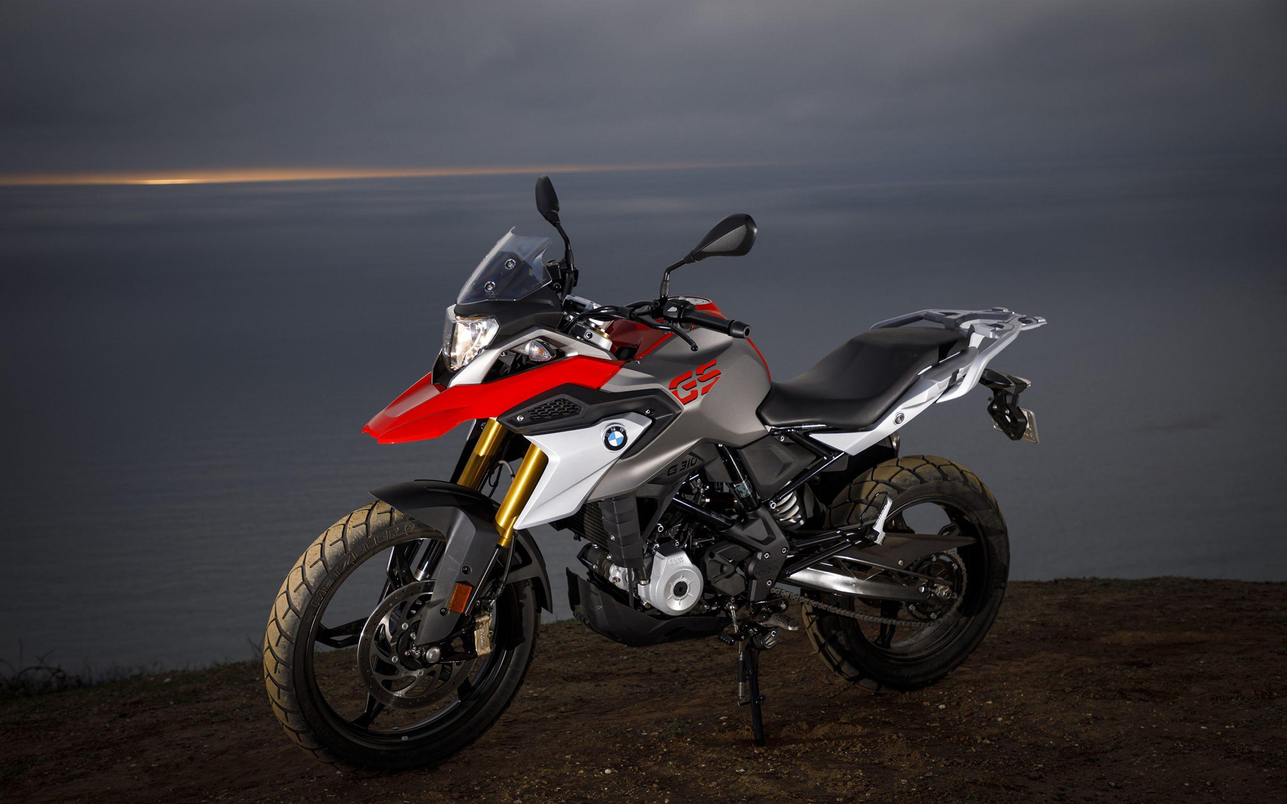 2560x1600 BMW Motorcycle [4K] Wallpaper