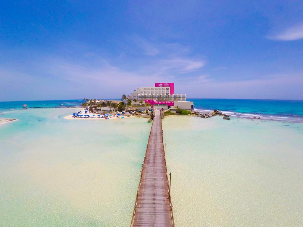 1024x768 isla mujeres Off Path