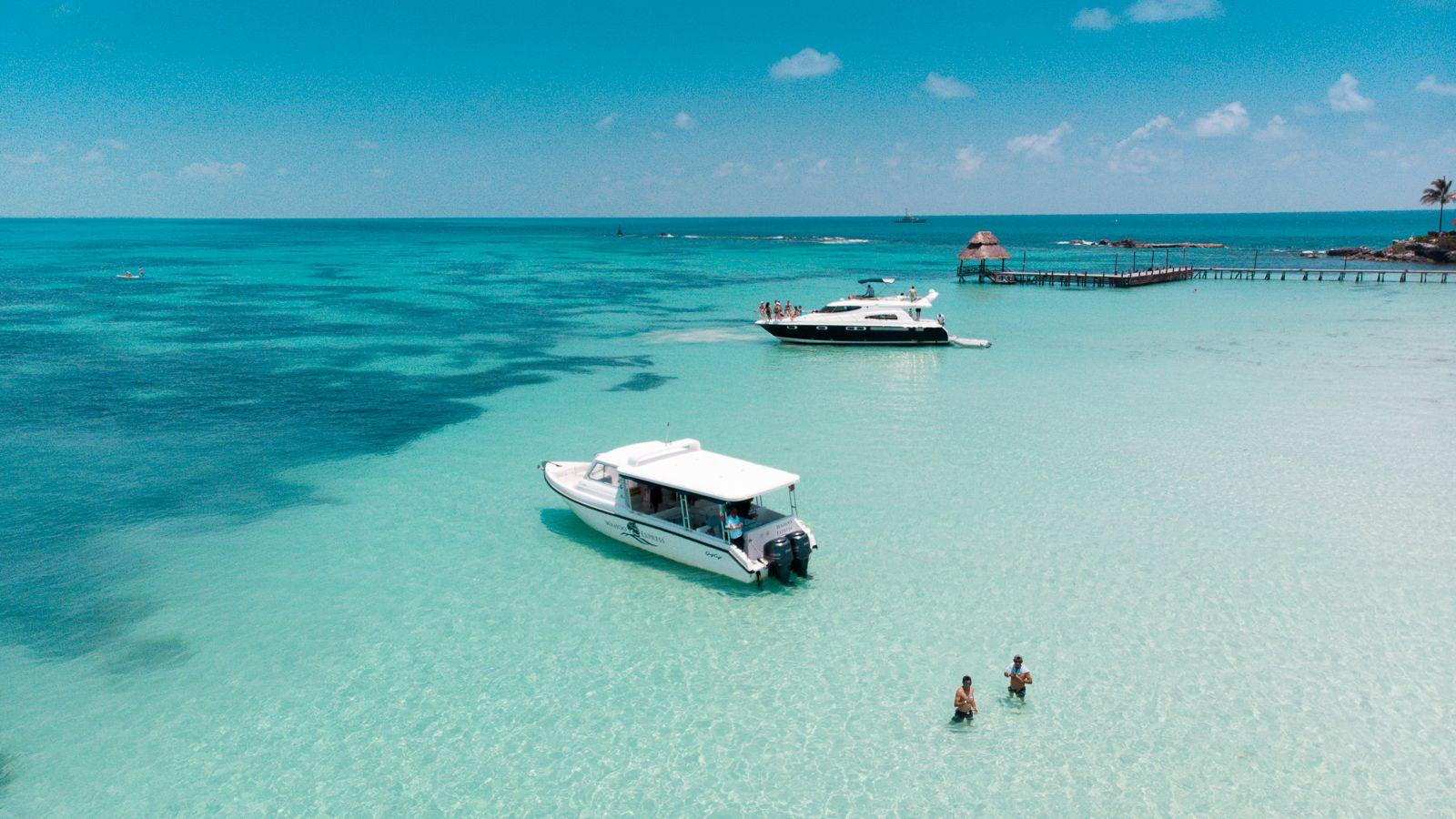 1600x900 Wahoo Isla Mujeres Tour. Marina La Bonita