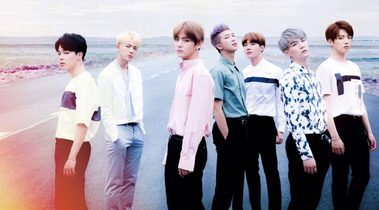 1280x708 Laptop Bts Group Photo Wallpaper