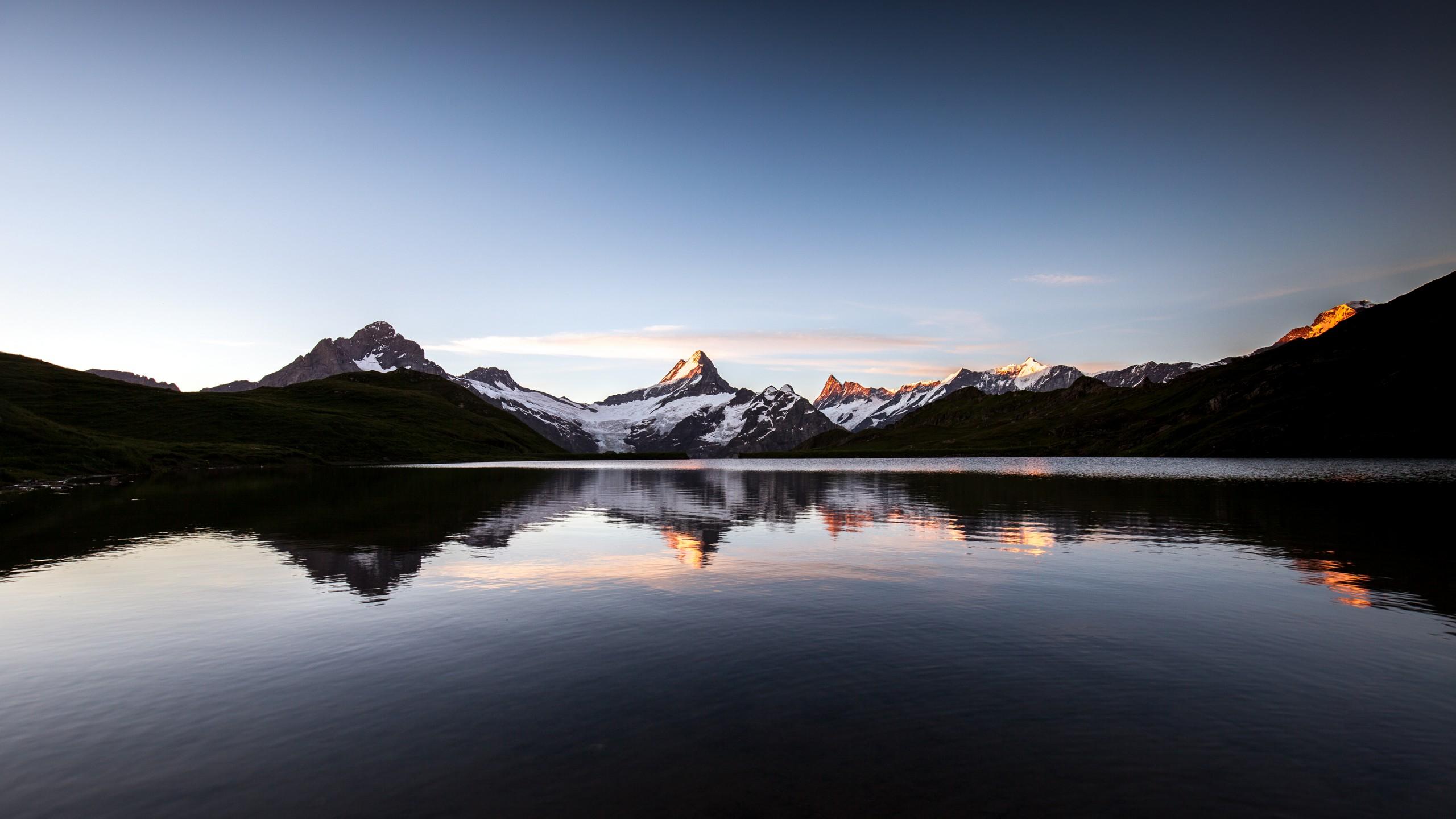 2560x1440 Sunrise 4K Wallpaper, Morning, Bachalpsee, Lake, Reflections, Switzerland, Nature