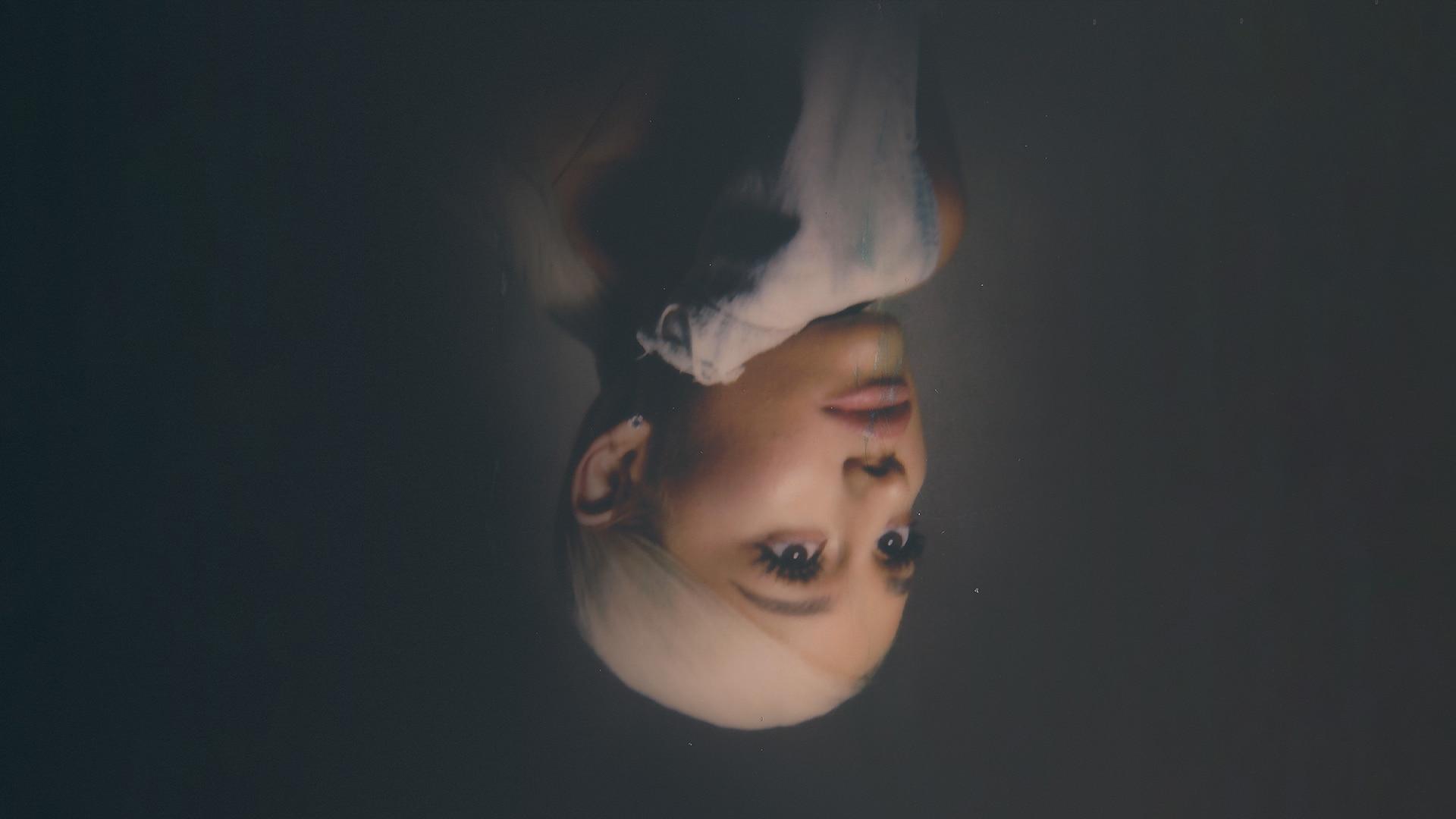 1920x1080 Ariana Grande: Sweetener World Tour. WHTE FM 2