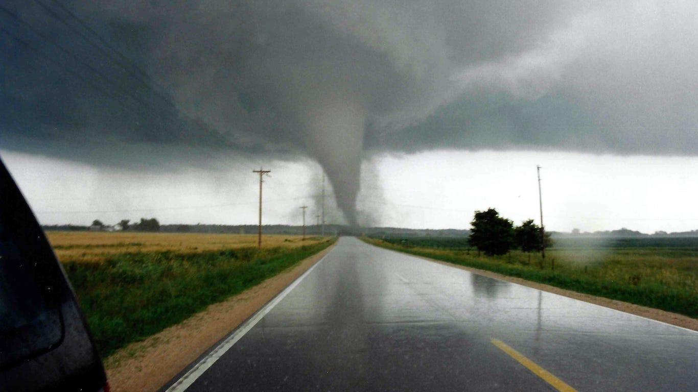 1366x768 Weather forecast: Tornadoes, storms to threaten US South on Wednesday