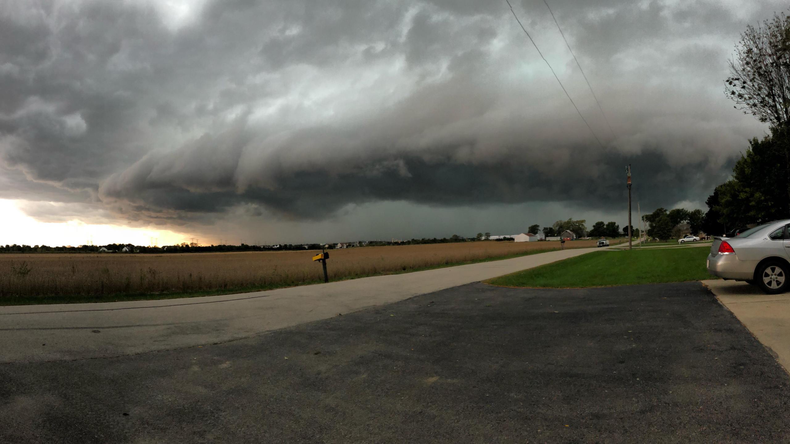 2560x1440 Severe thunderstorm warning until 2:45 PM CDT for portions of Kendall, Will, Kane, and Du Page counties