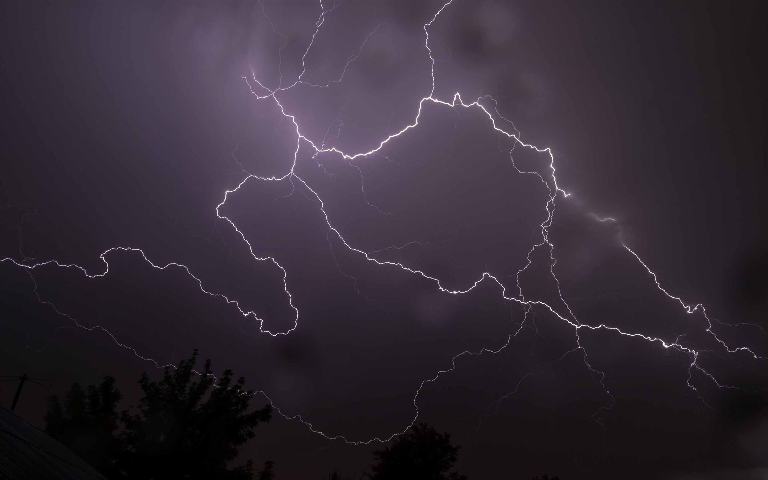 2560x1600 Best Lightning Mac Wallpaper Free HD Download