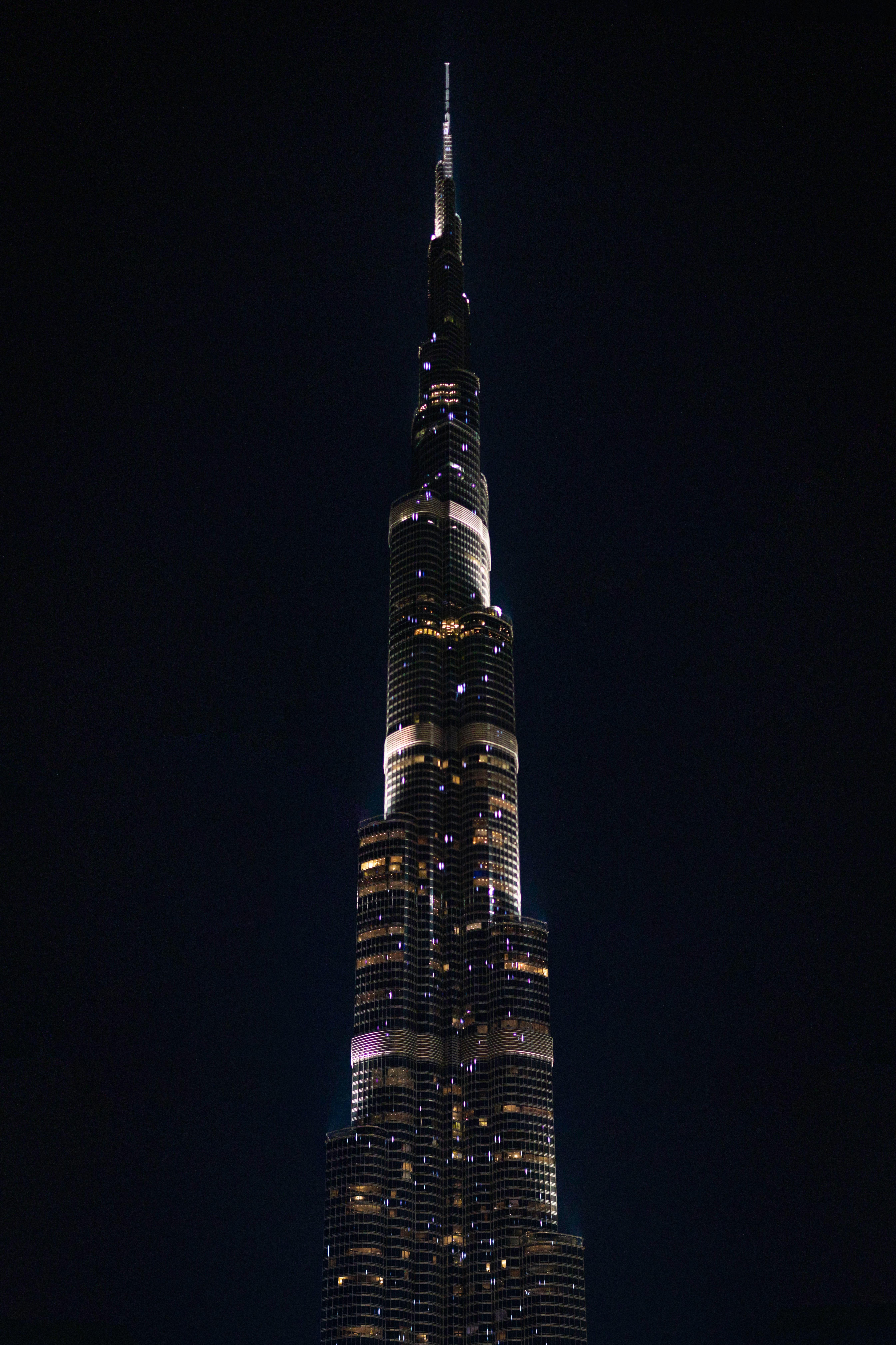 5380x8070 Burj Khalifa, Dubai at Night · Free
