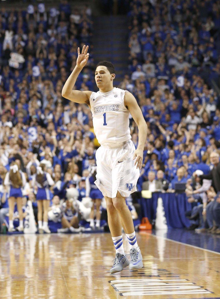 882x1200 devin booker wallpaper, player, sports, basketball player, ball game, sport venue, basketball court, basketball, basketball, basketball moves, tournament