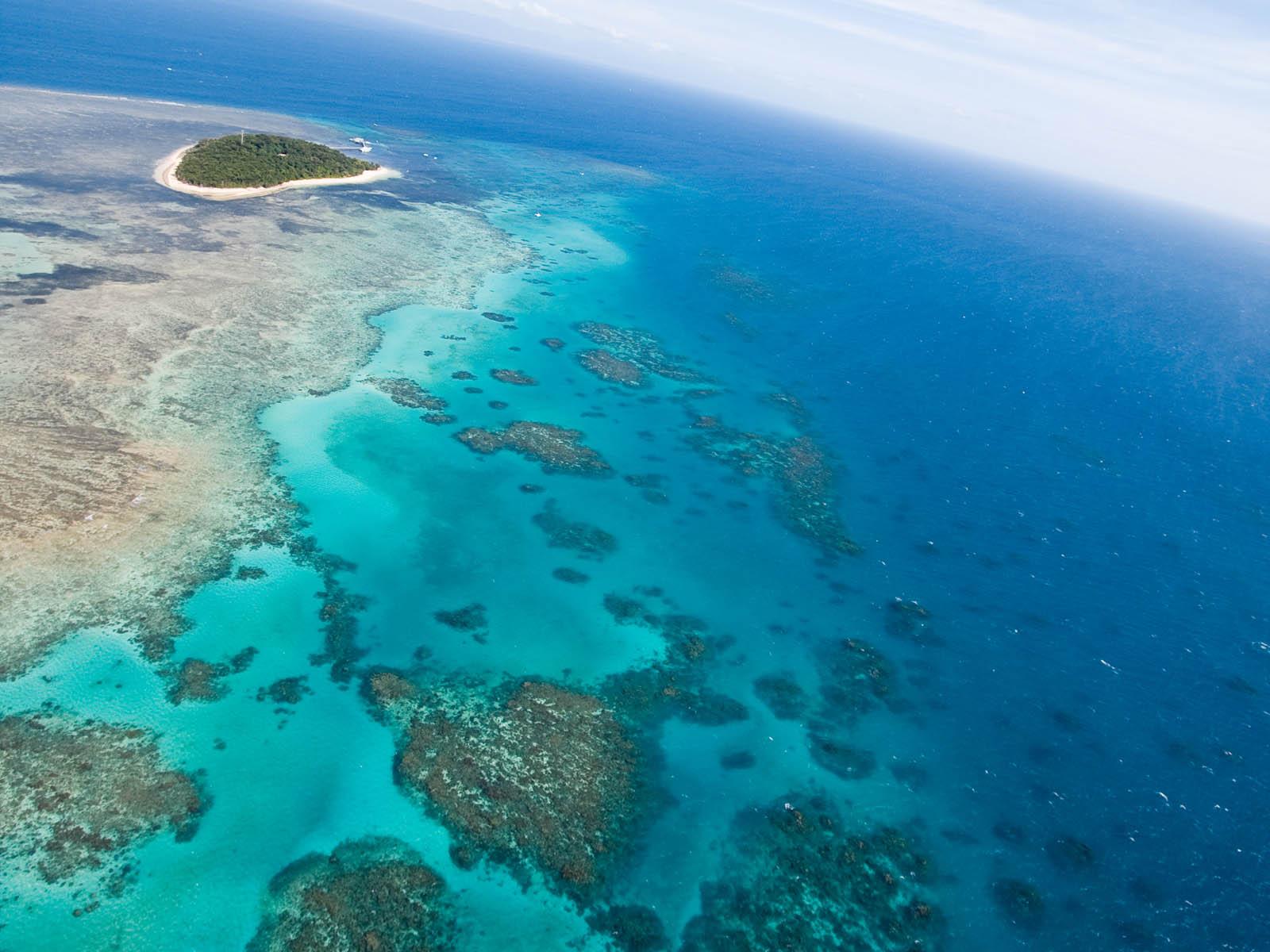 Cairns Wallpapers Top Free Cairns Backgrounds WallpaperAccess