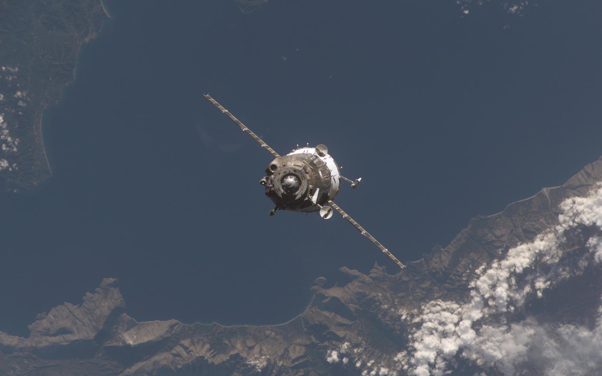 1920x1200 Soyuz Wallpaper. Soyuz Wallpaper, Soyuz Wallpaper Launch and Soyuz Rocket Wallpaper