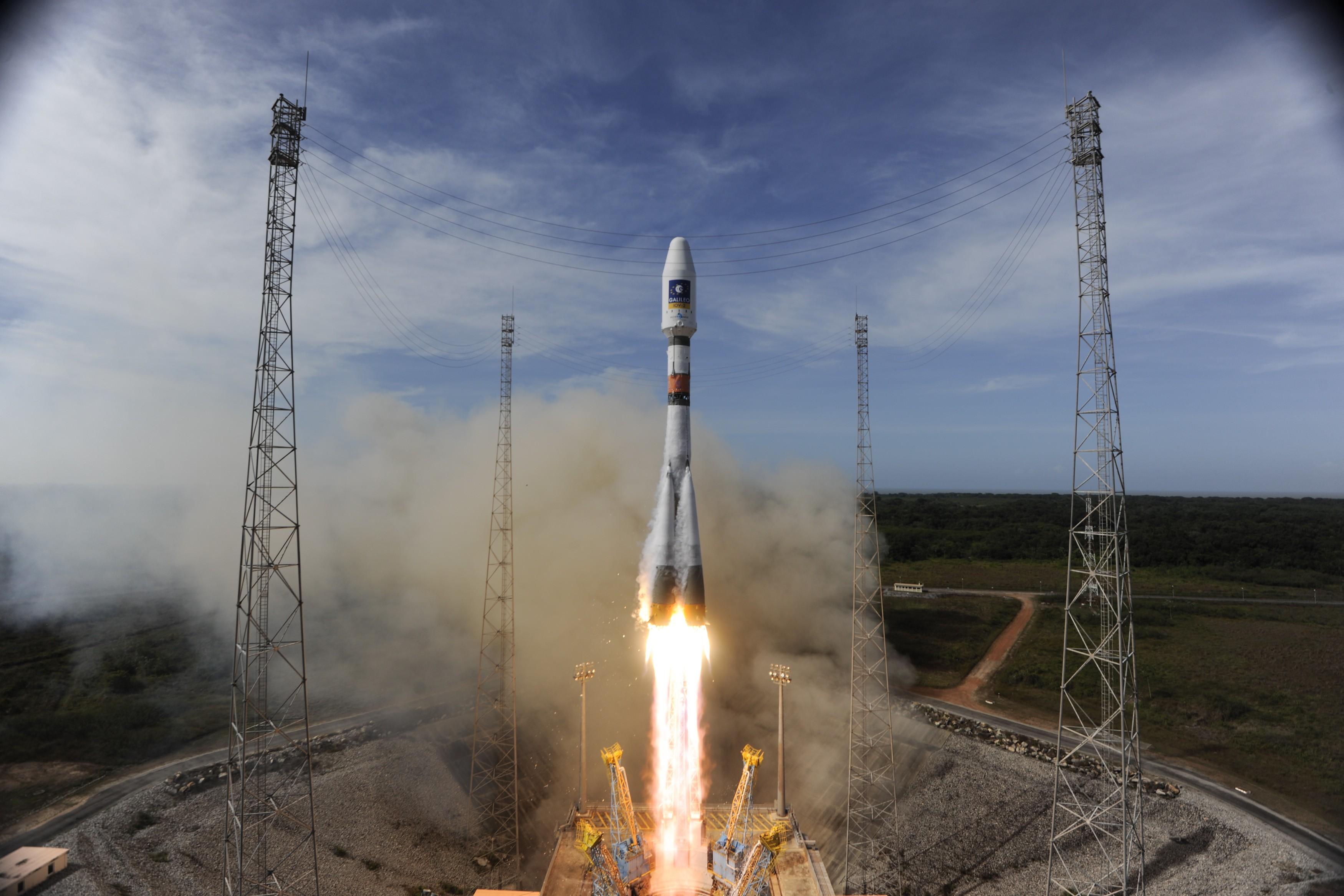 3500x2333 Soyuz wallpaper