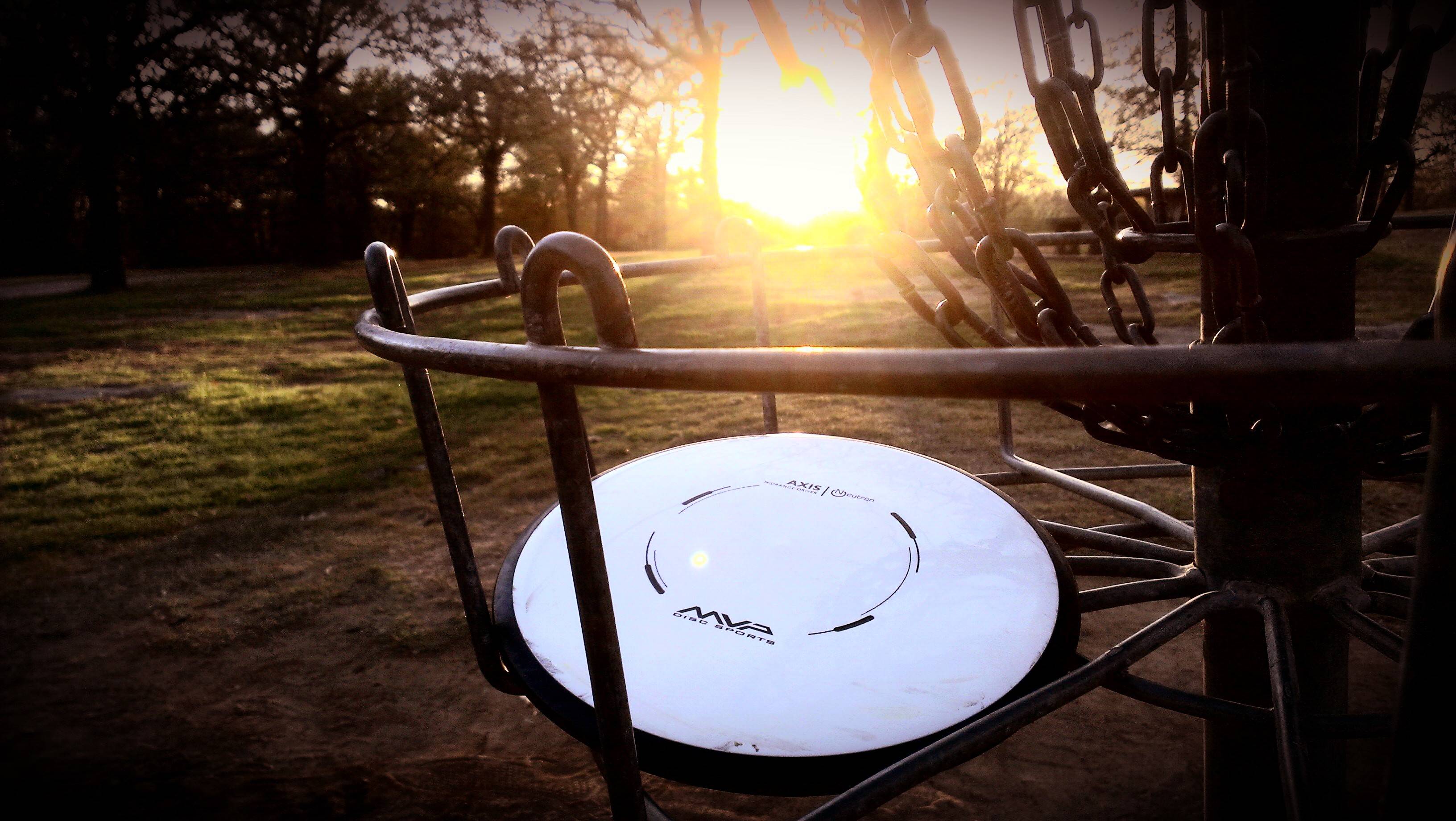 3264x1840 Disc Golf Background