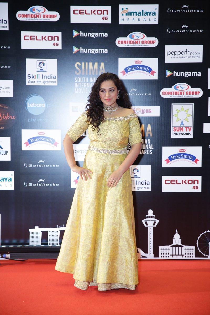 800x1200 Nithya Menon Photo Navel Image HD Marriage Photo