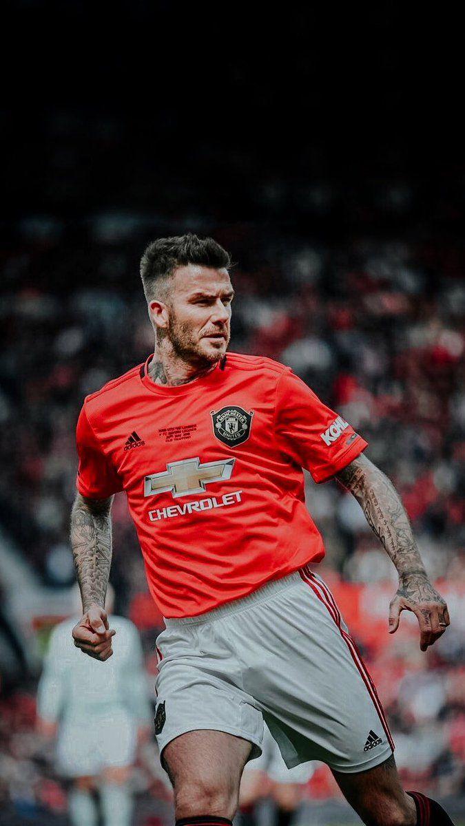 675x1200 David Beckham Phone Wallpaper. David beckham football, David beckham manchester united, David beckham soccer