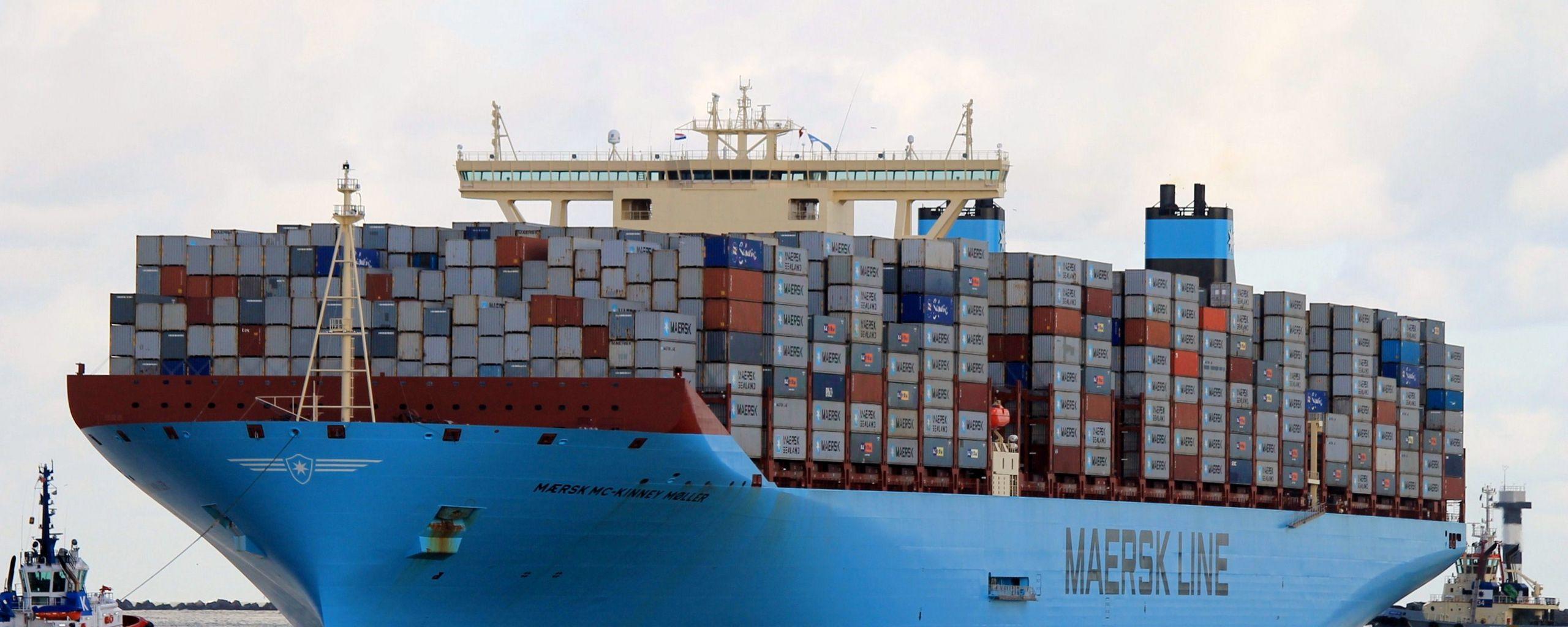 2560x1024 Download Wallpaper 2560x1024 Maersk Mc Kinney Moller, Largest Container Ship, Daewoo Shipbuilding And Marine Engineering Ultrawide Monitor HD Background