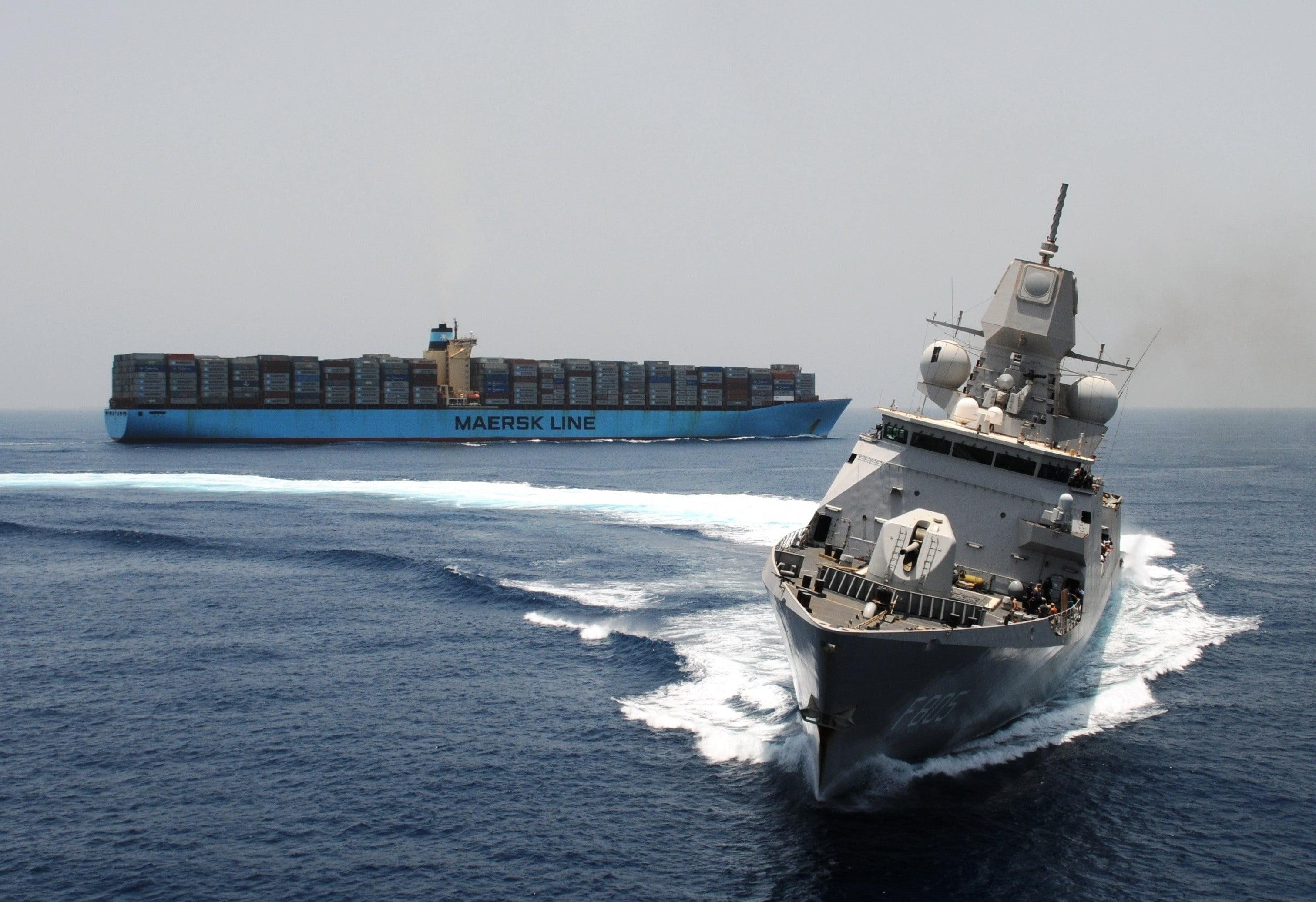 3024x2074 Cargo Ships