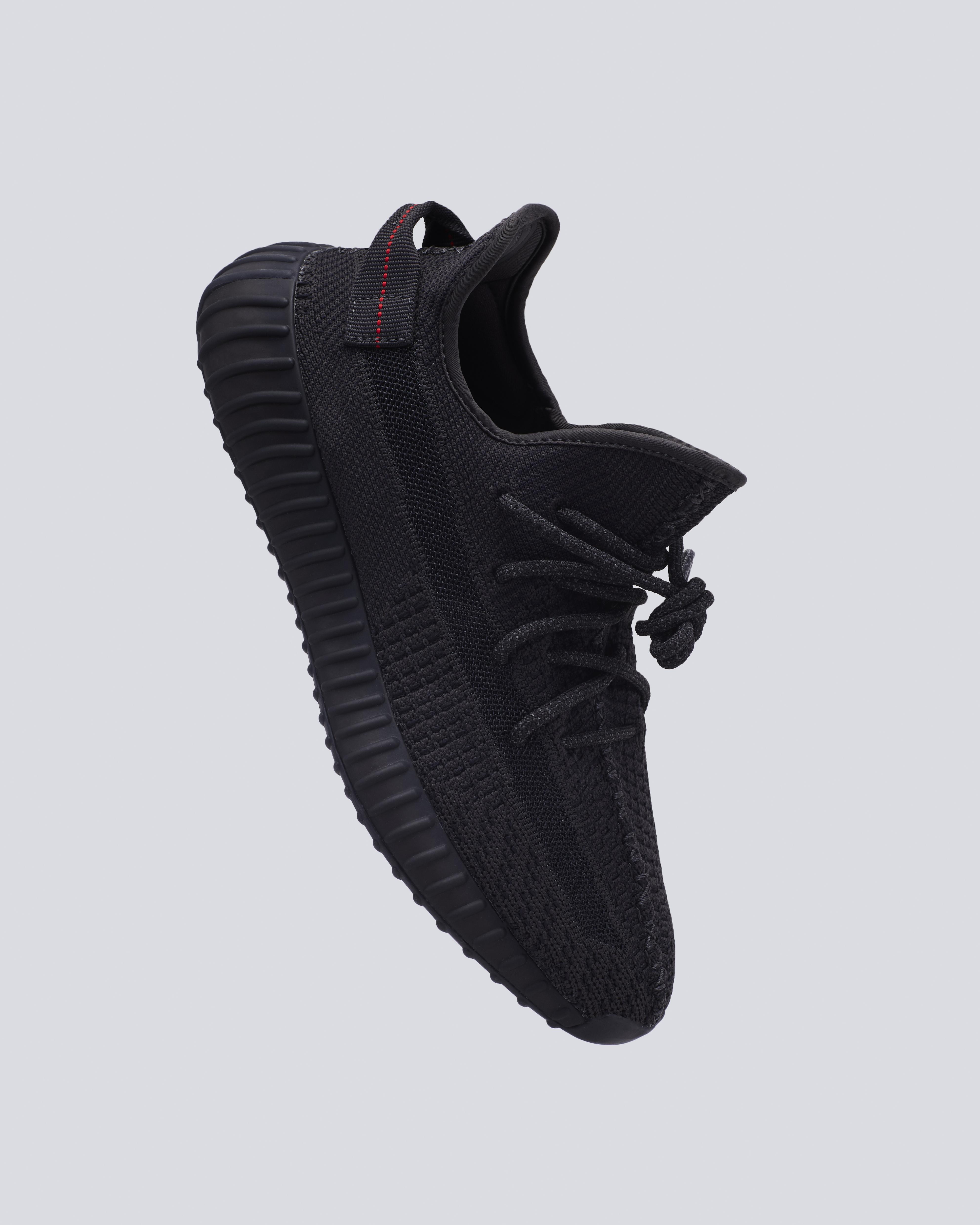 3968x4959 Yeezy Boost 350 V2 Black