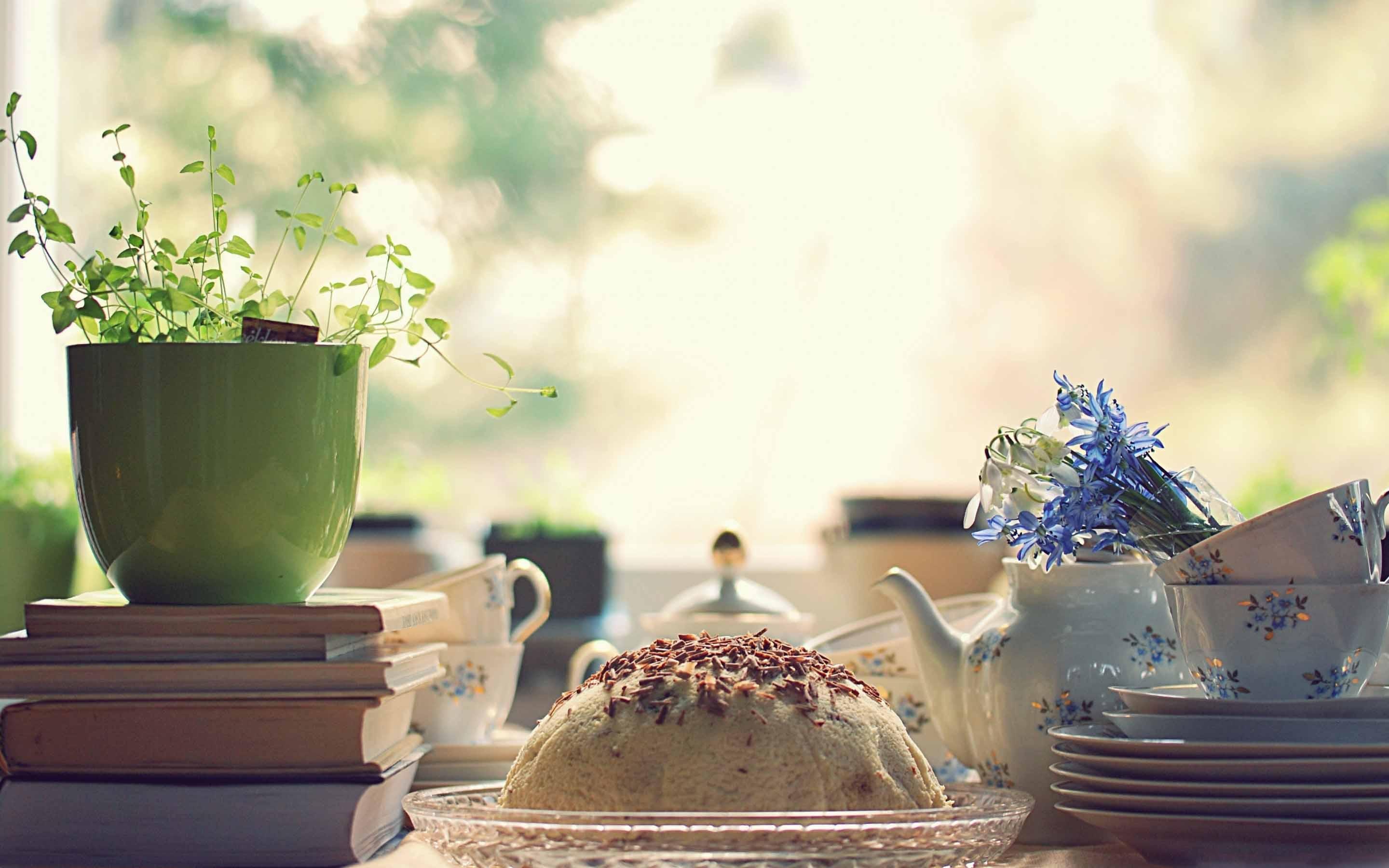 2880x1800 Spring Cake MacBook Air Wallpaper Download