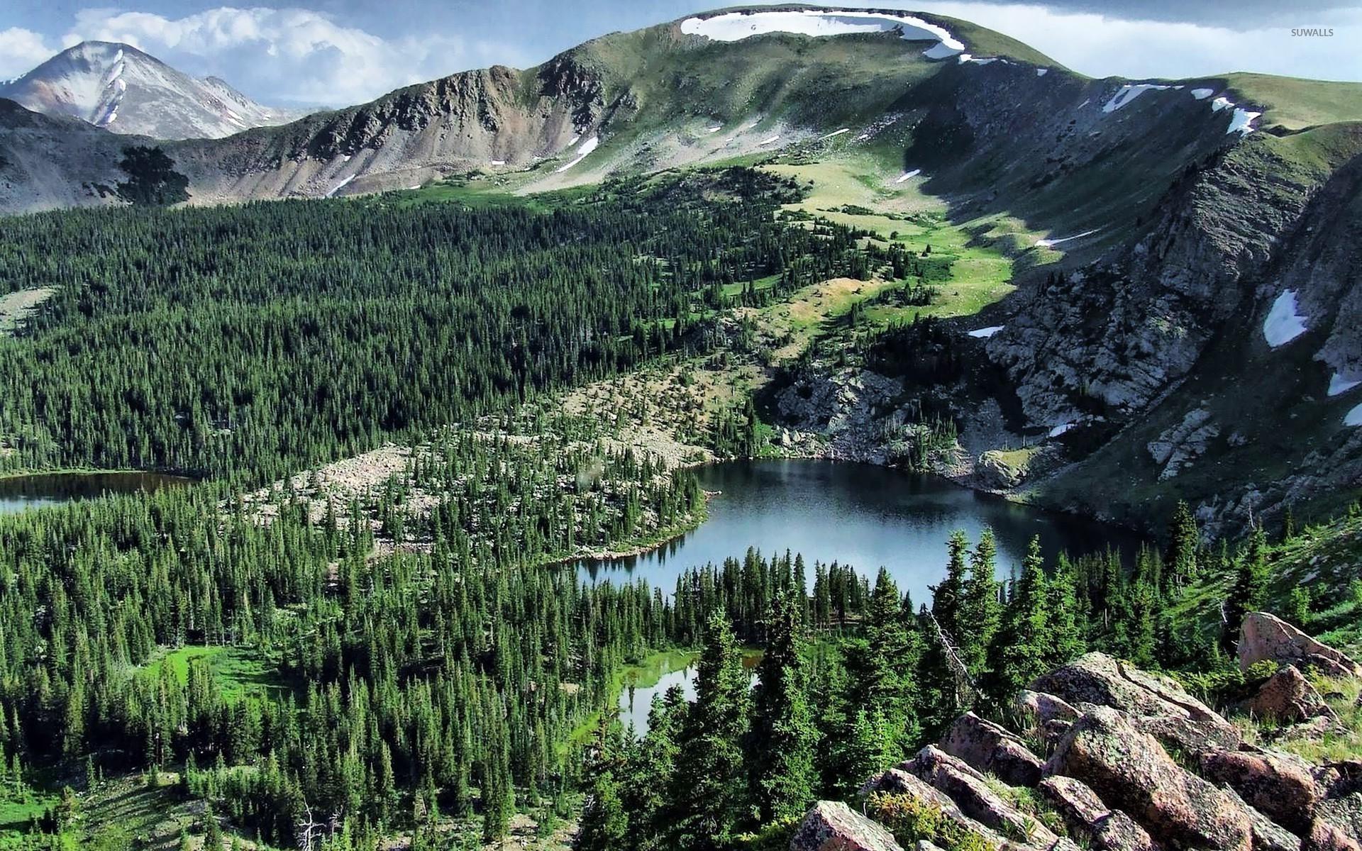 1920x1200 Beautiful mountain lake wallpaper wallpaper
