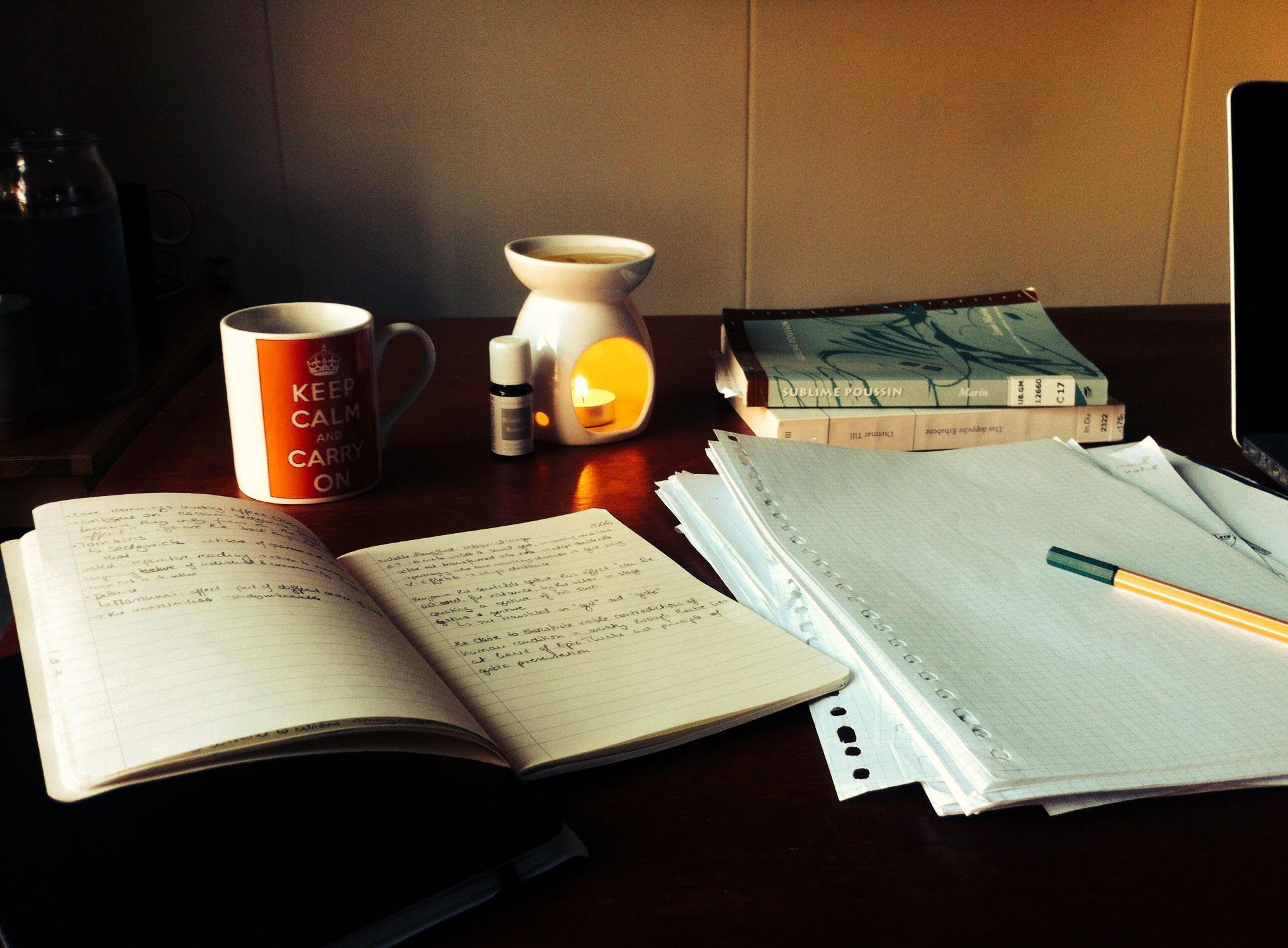 2046x1506 Wallpaper Studying