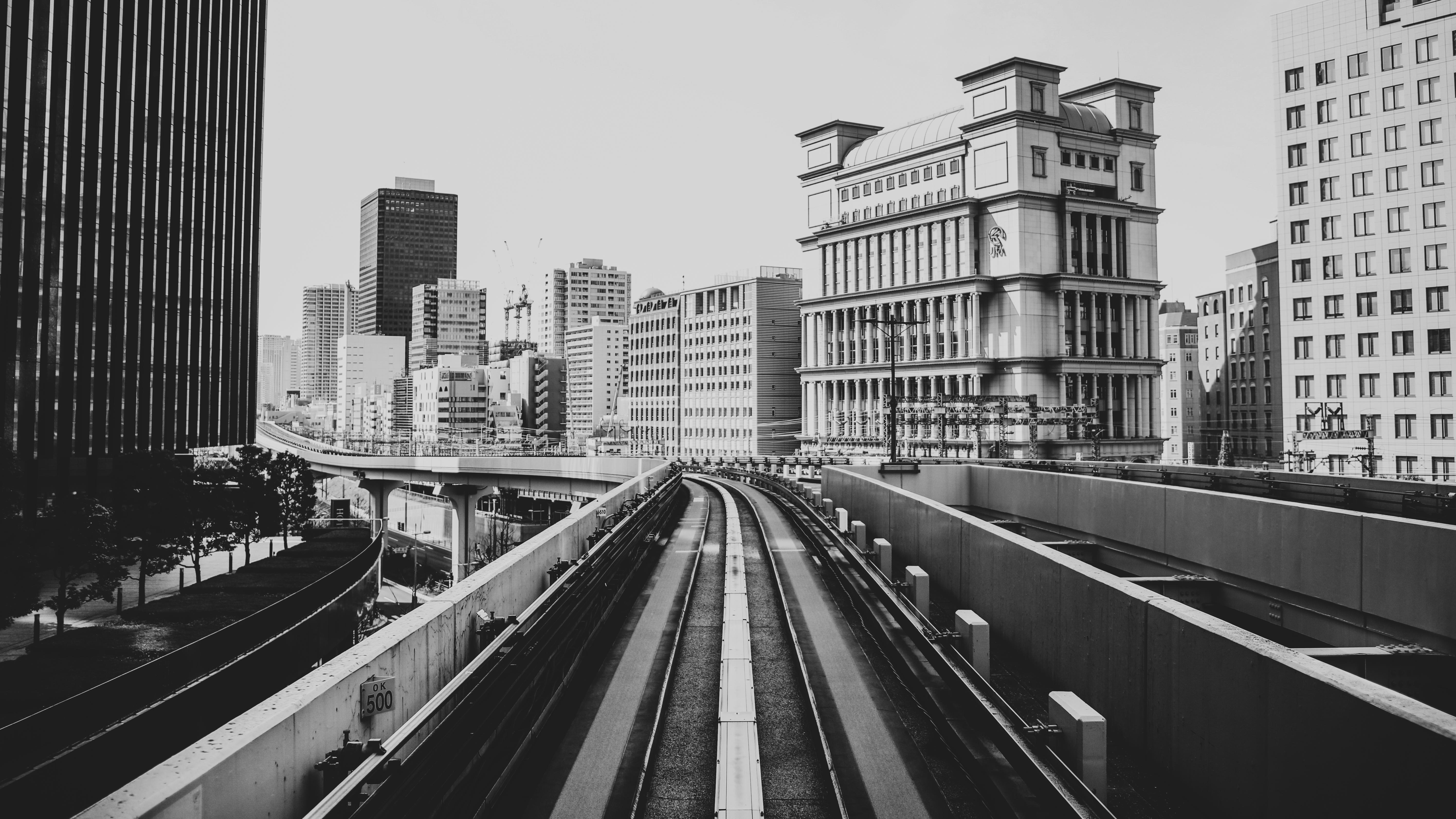 5984x3366 Monochrome Japan Tokyo Wallpaper:5984x3366