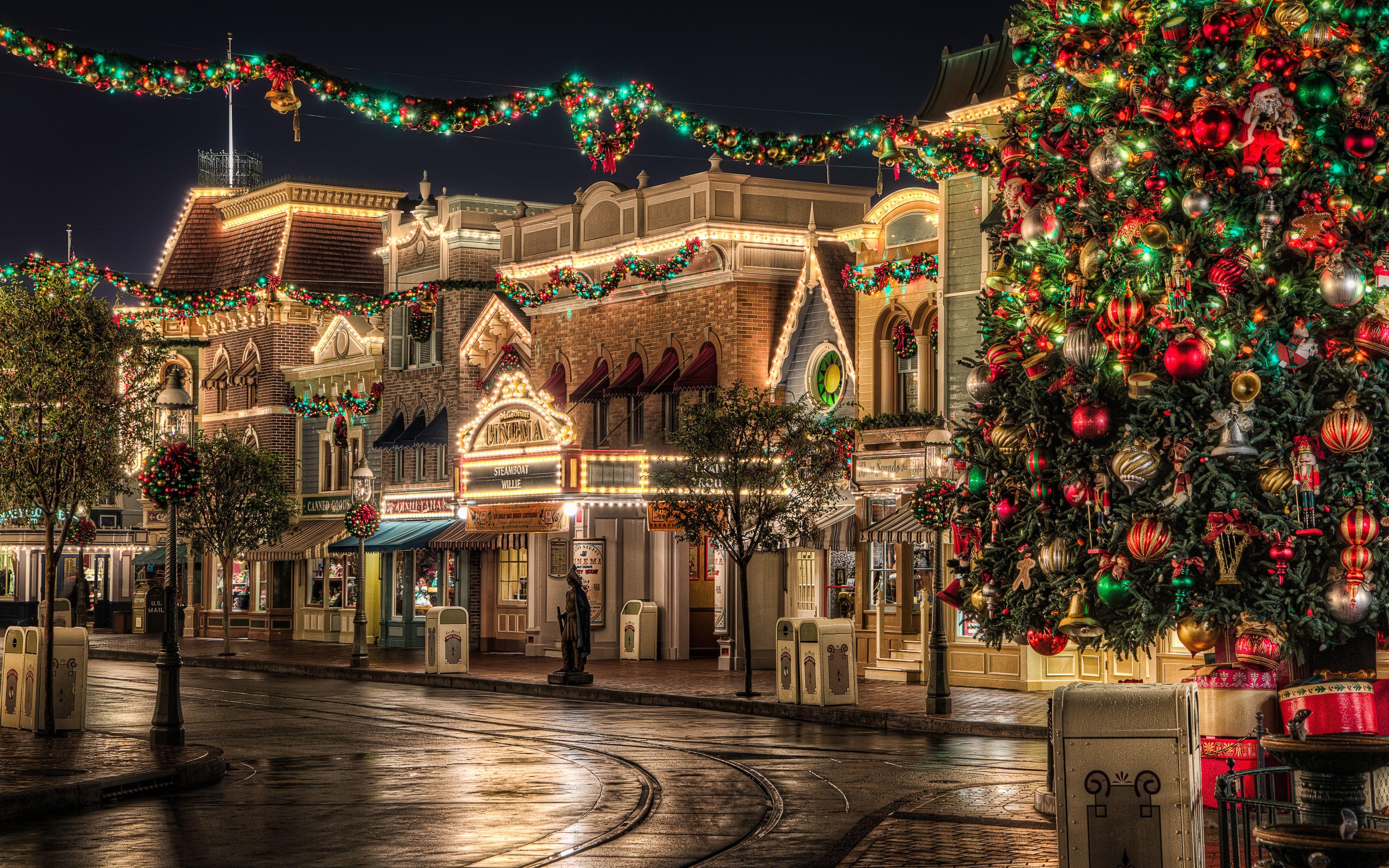 5120x3199 Disneyland Christmas Wallpaper