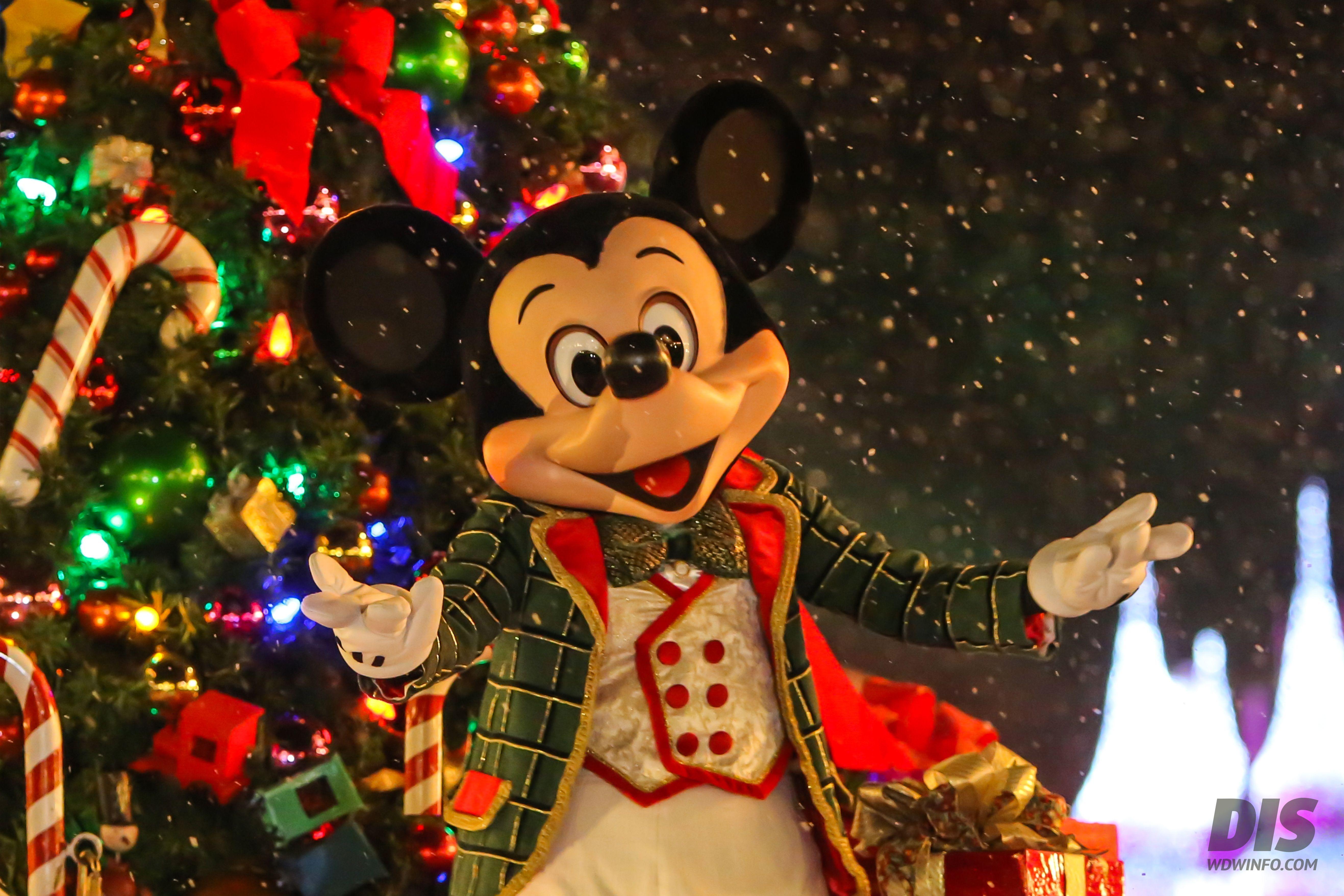 5269x3512 Disney World Christmas Desktop Wallpaper