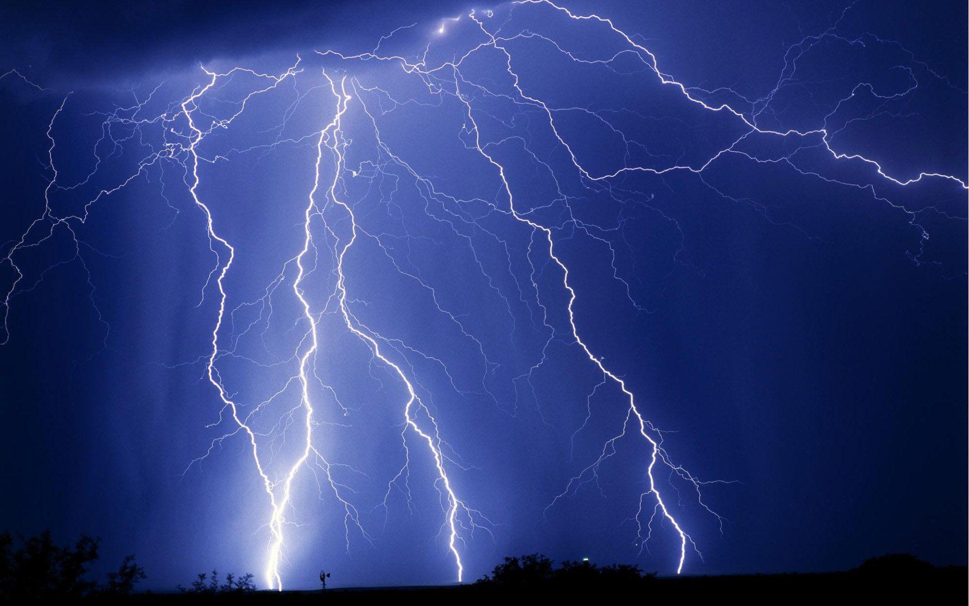 1920x1200 lightning picture. Blue, lightning, art, deusindaemone, resolution, image. Lightning storm, Storm wallpaper, Blue lightning