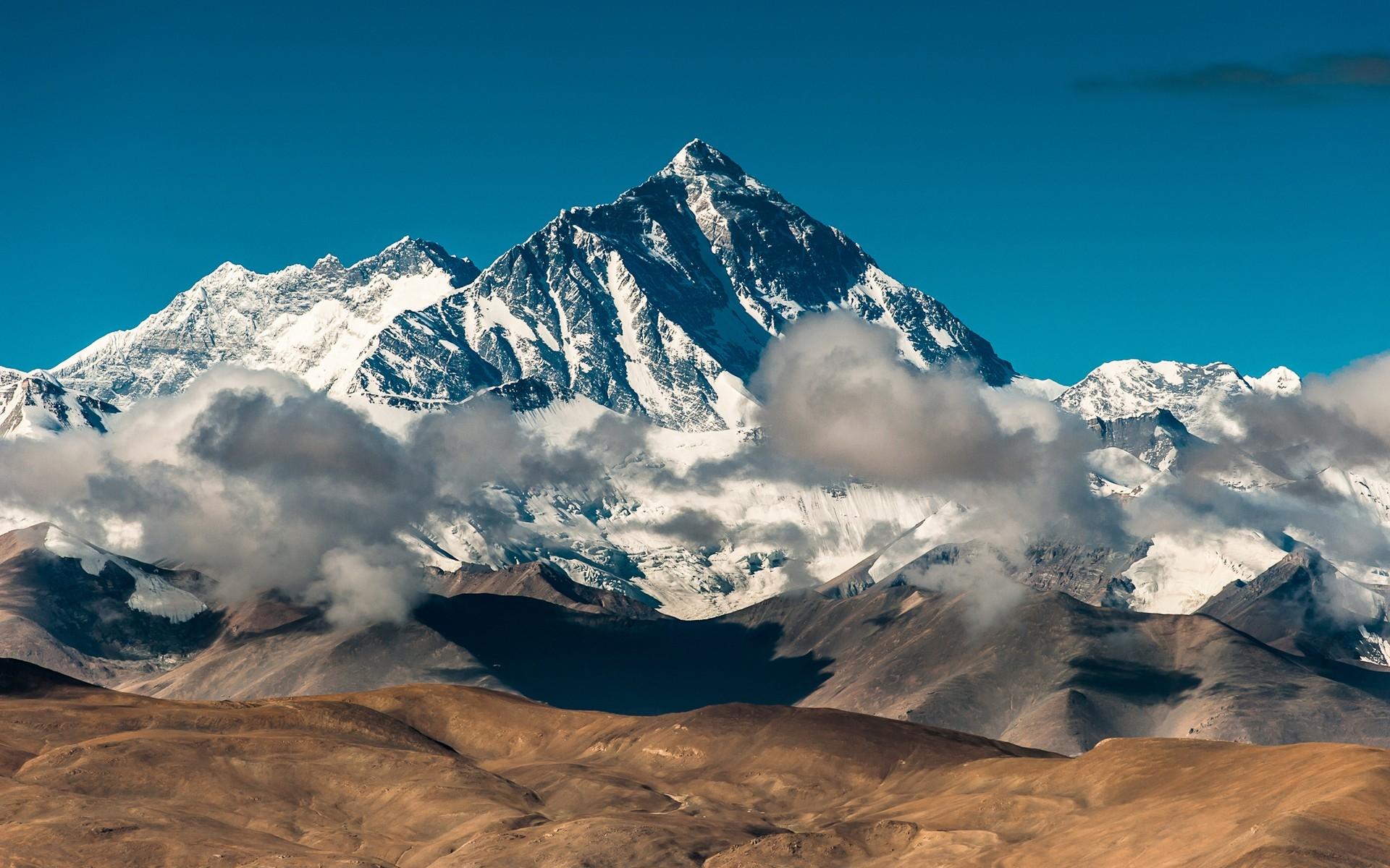 1920x1200 mountains snow china rocks tibet mount everest blue skies 1920x1200 wallpaper