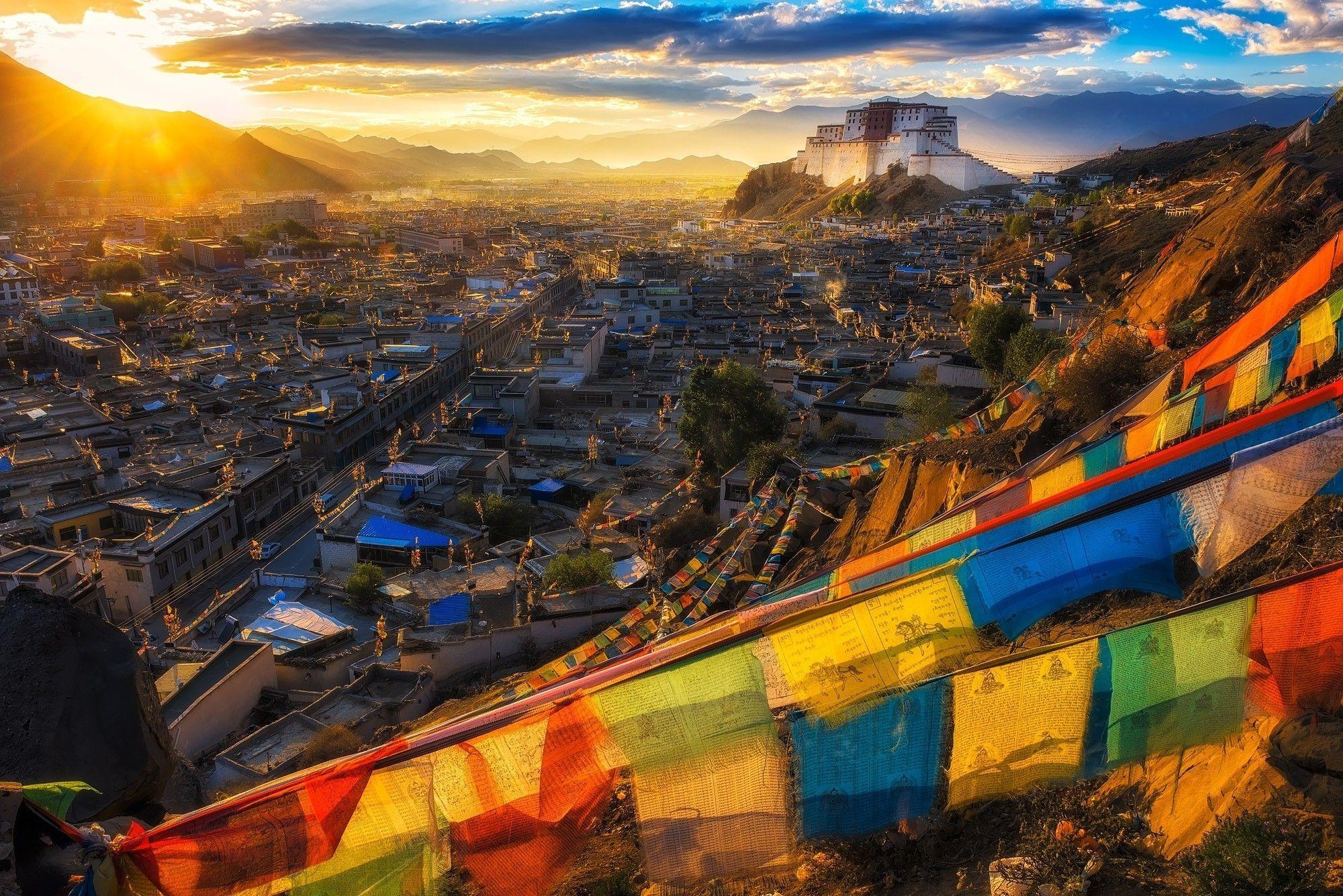 2000x1335 Tibet Wallpaper