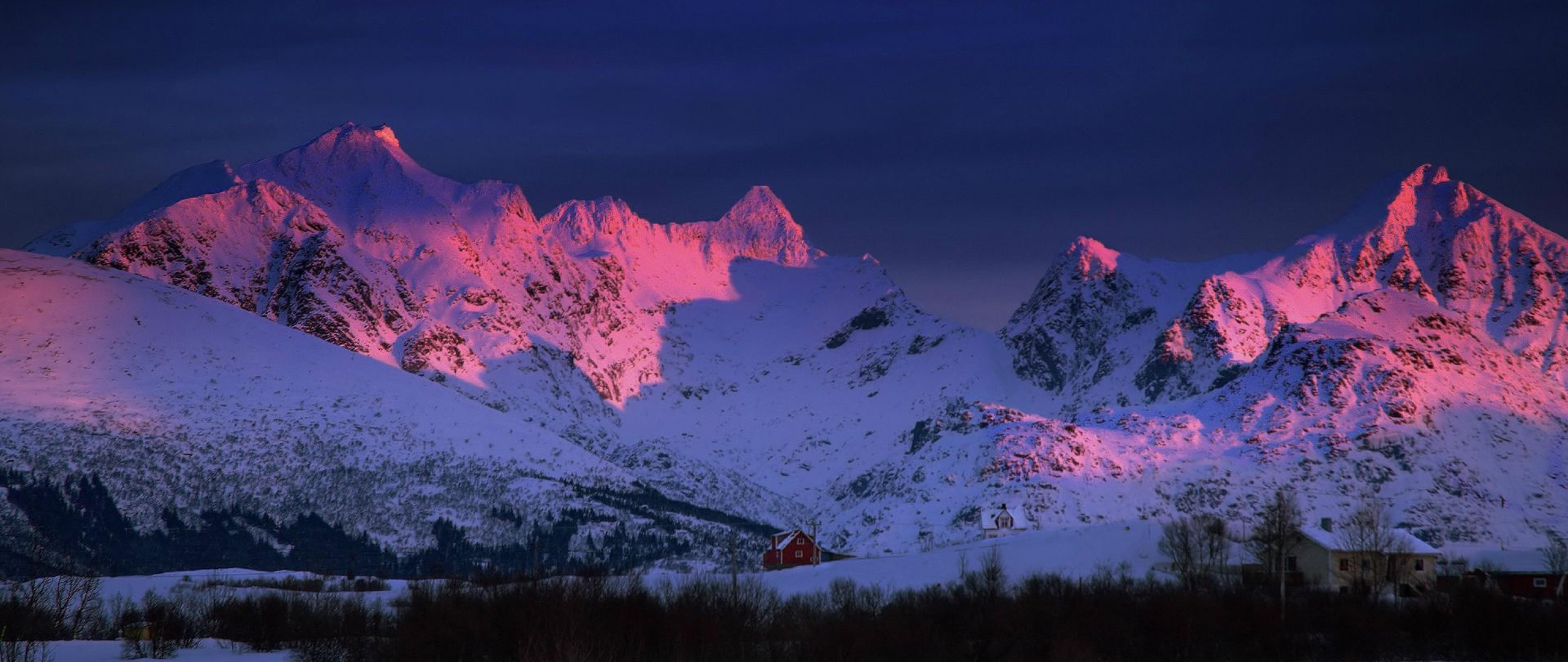 Pink mountains. Зимние горы. Снежные горы. Розовые горы. Снежные горы на закате.