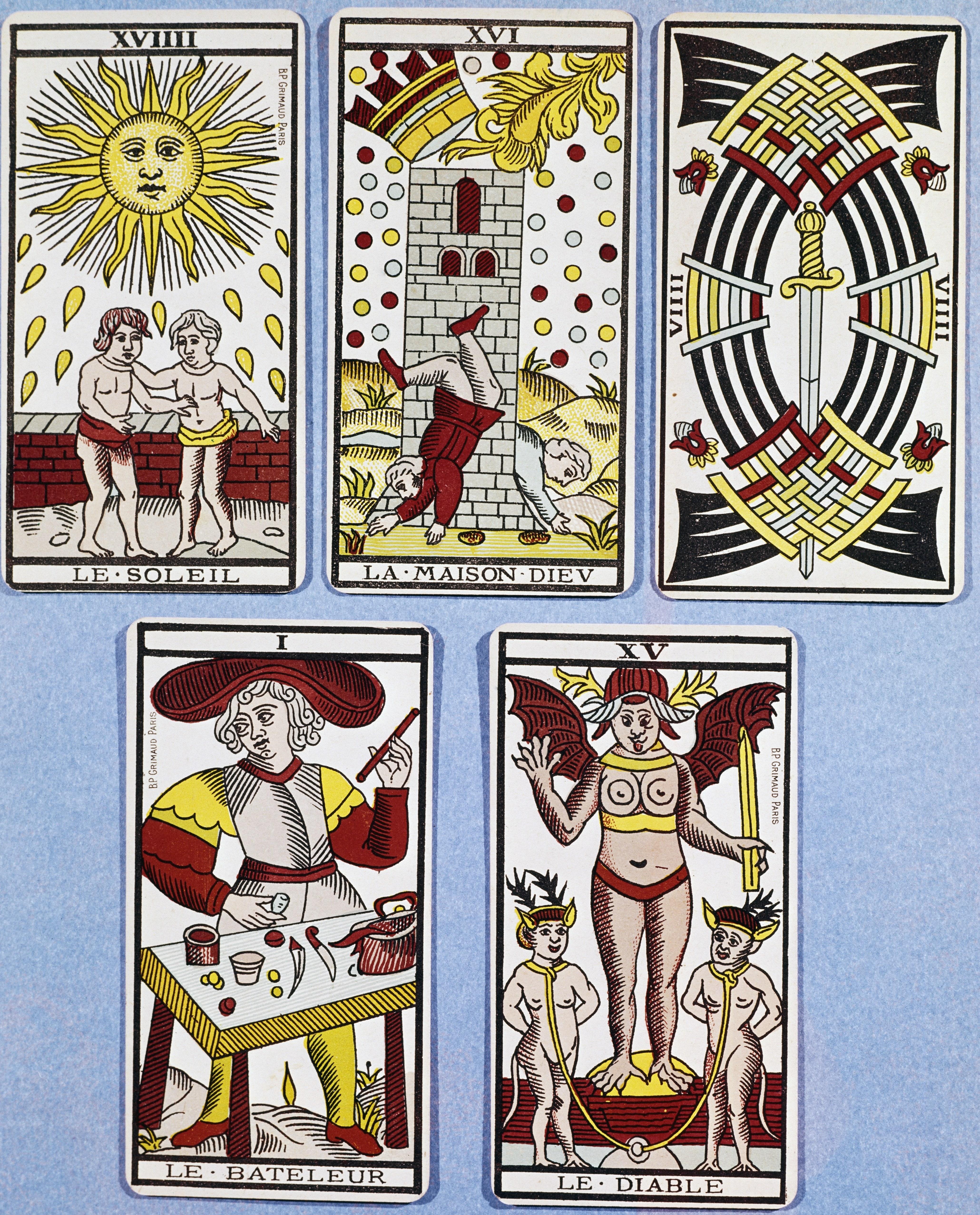 4120x5106 How to Read Tarot Cards: A Beginner's Guide to Understanding Their Meanings