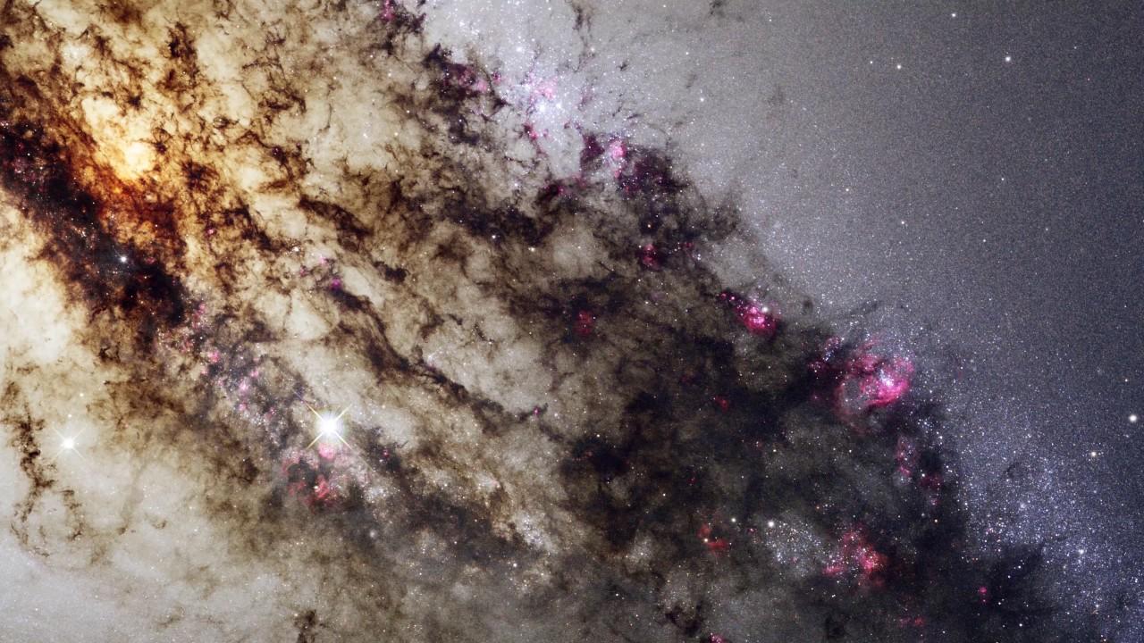 1280x720 Hubble image 4k