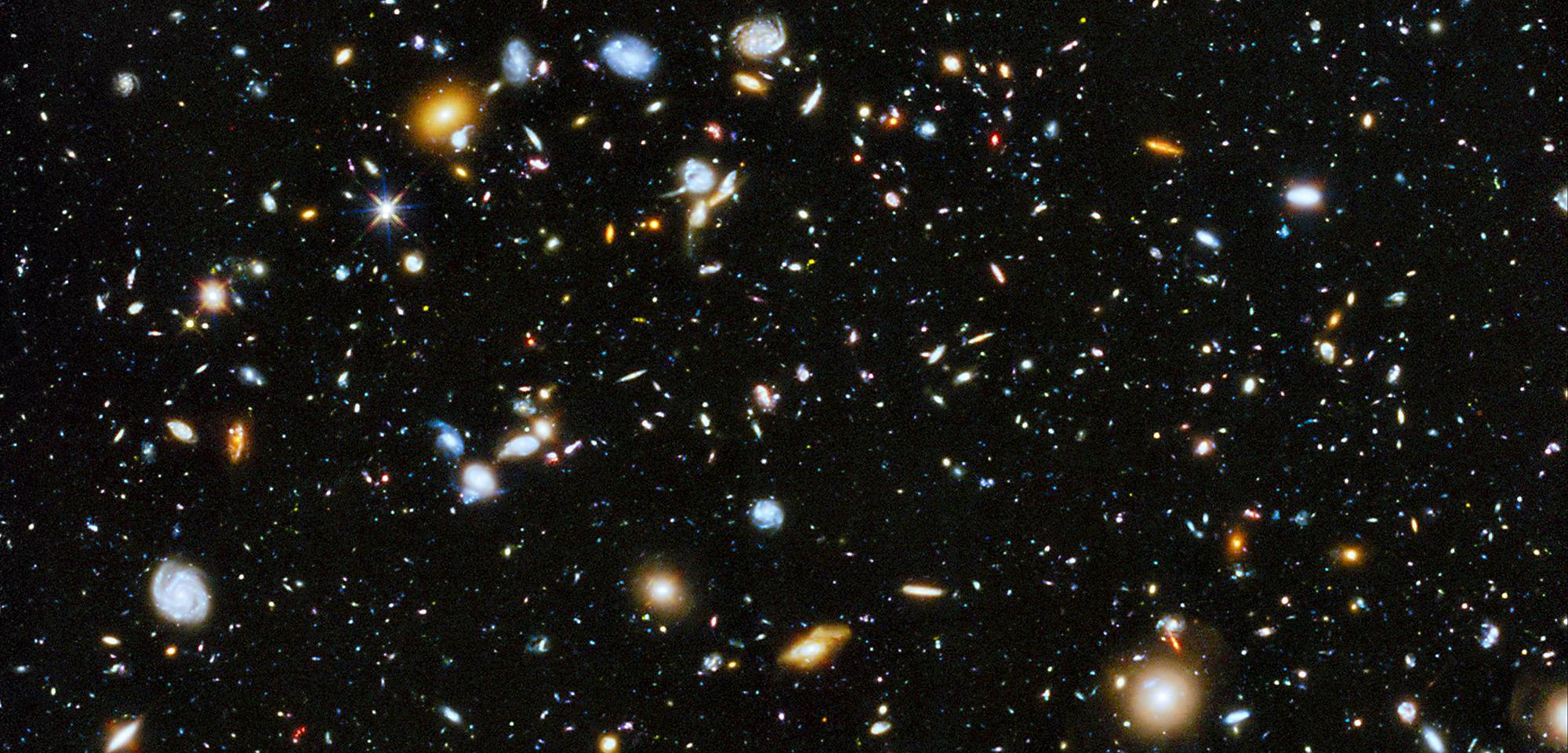 2000x960 HubbleSite: Image Ultra Deep Field