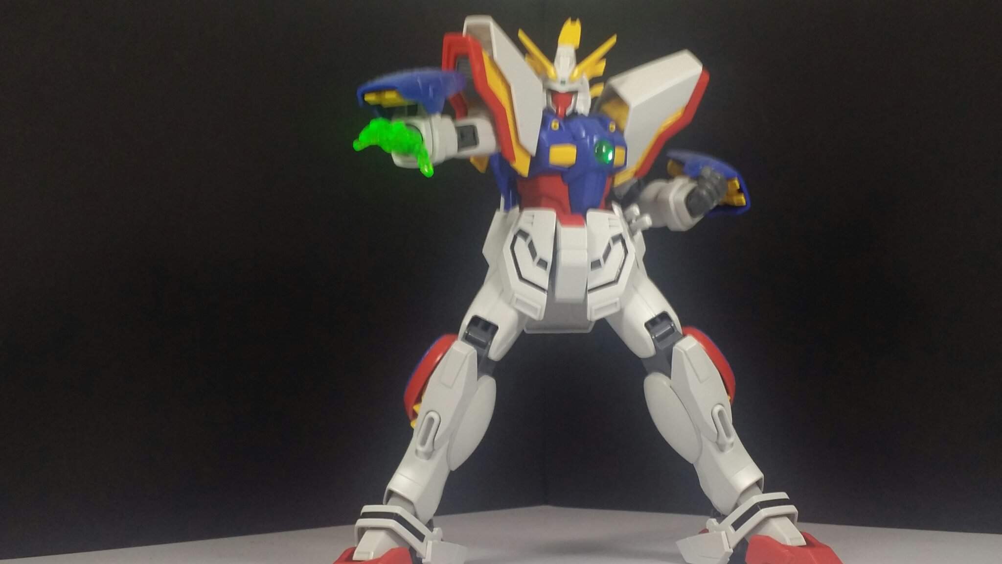 2048x1152 MG Shining Gundam + Animation