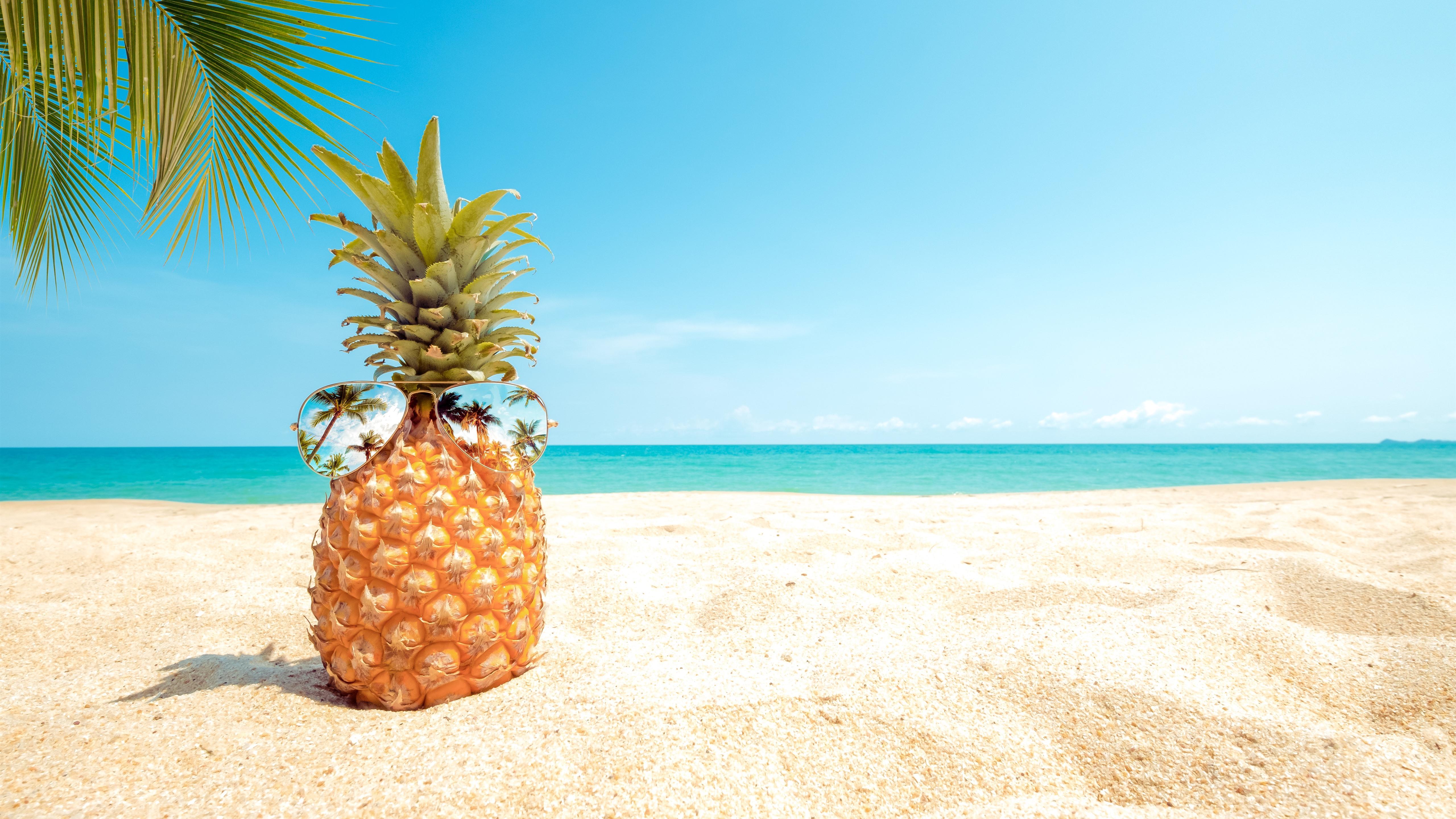 Pineapple with Sunglasses Wallpapers - Top Free Pineapple with