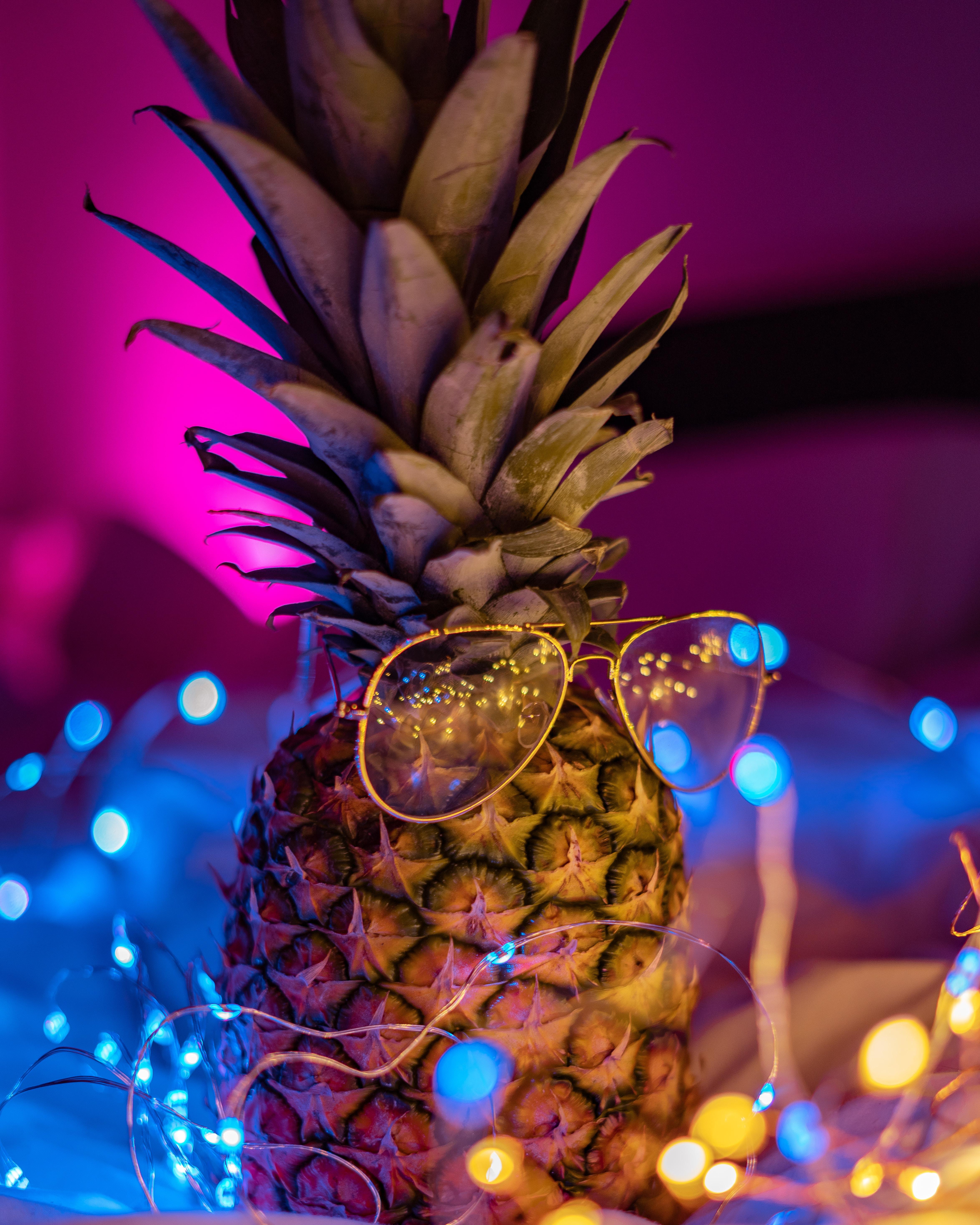 4698x5873 Green Pine Apple With Sunglasses wallpaper