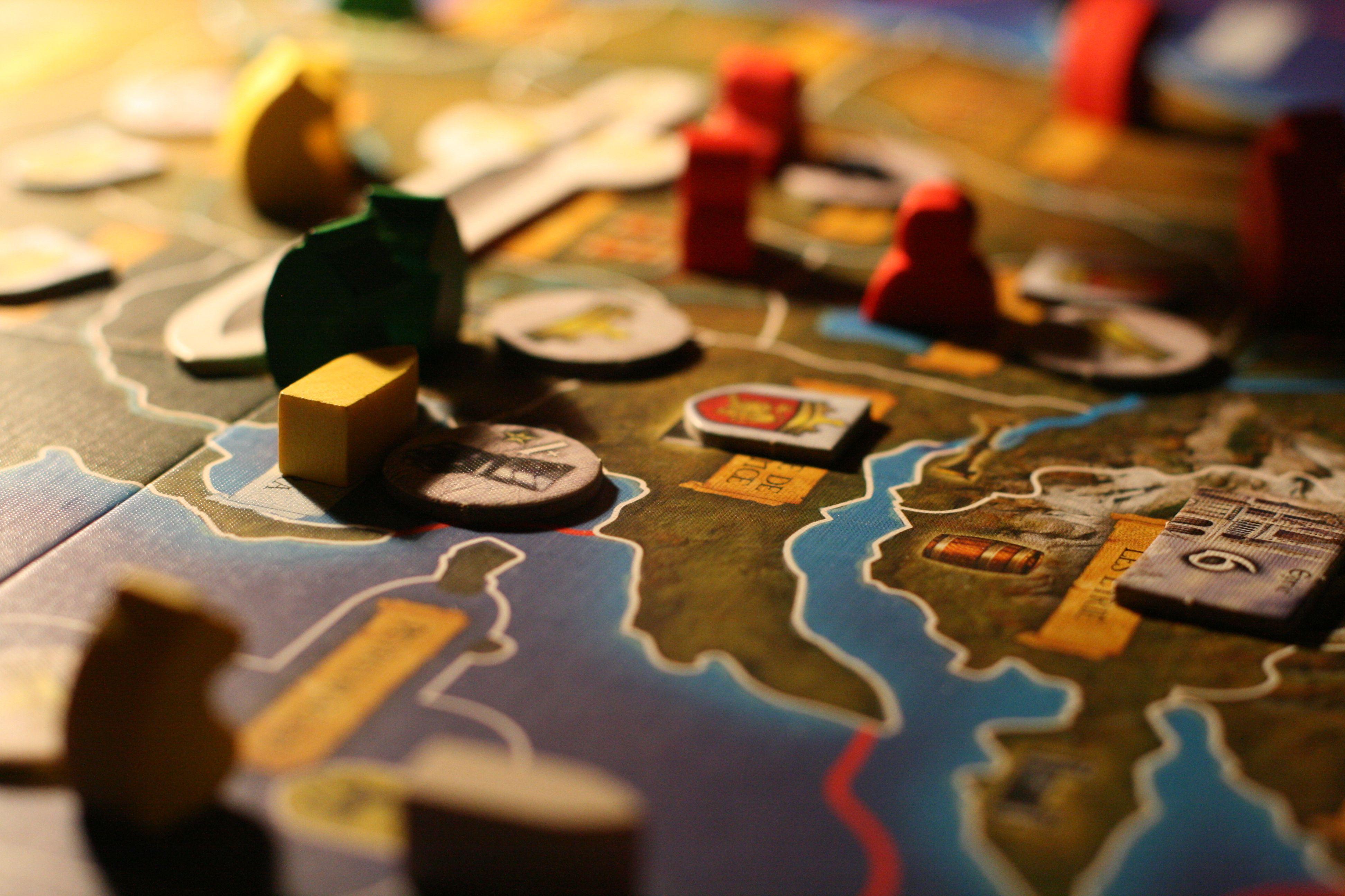 3888x2592 Board Game Wallpaper