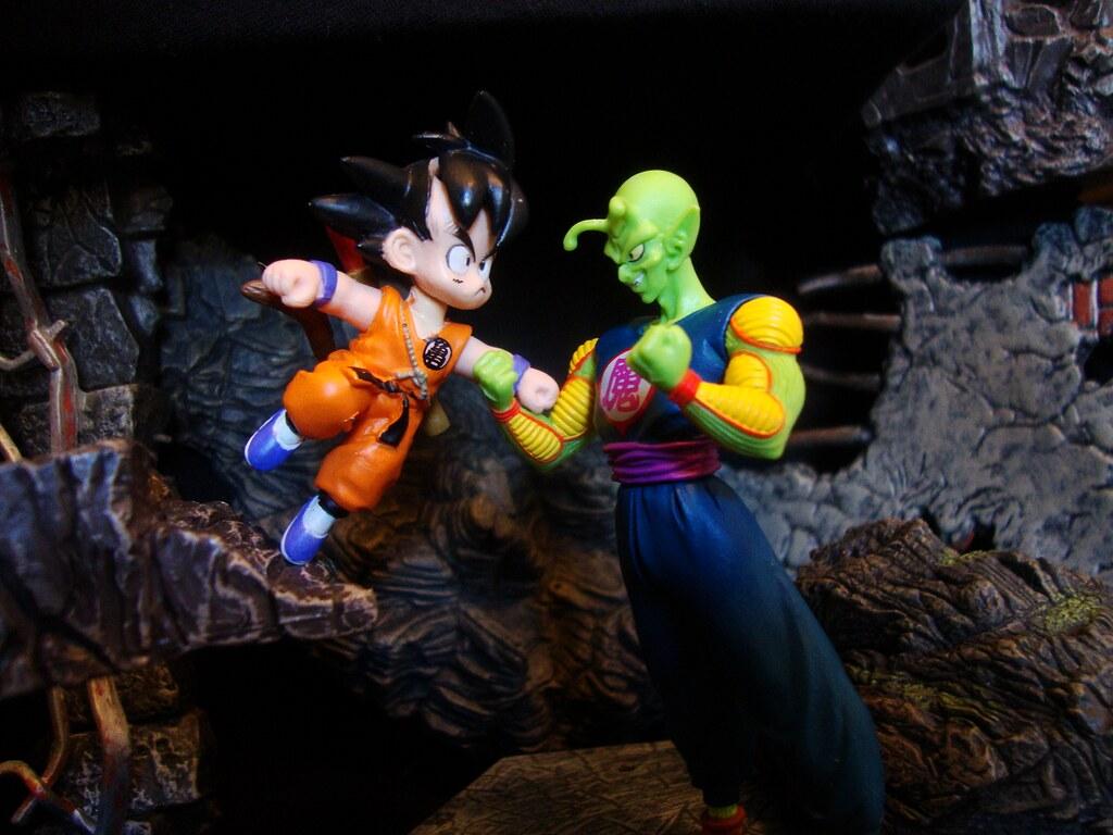 1024x768 Goku Vs. Piccolo