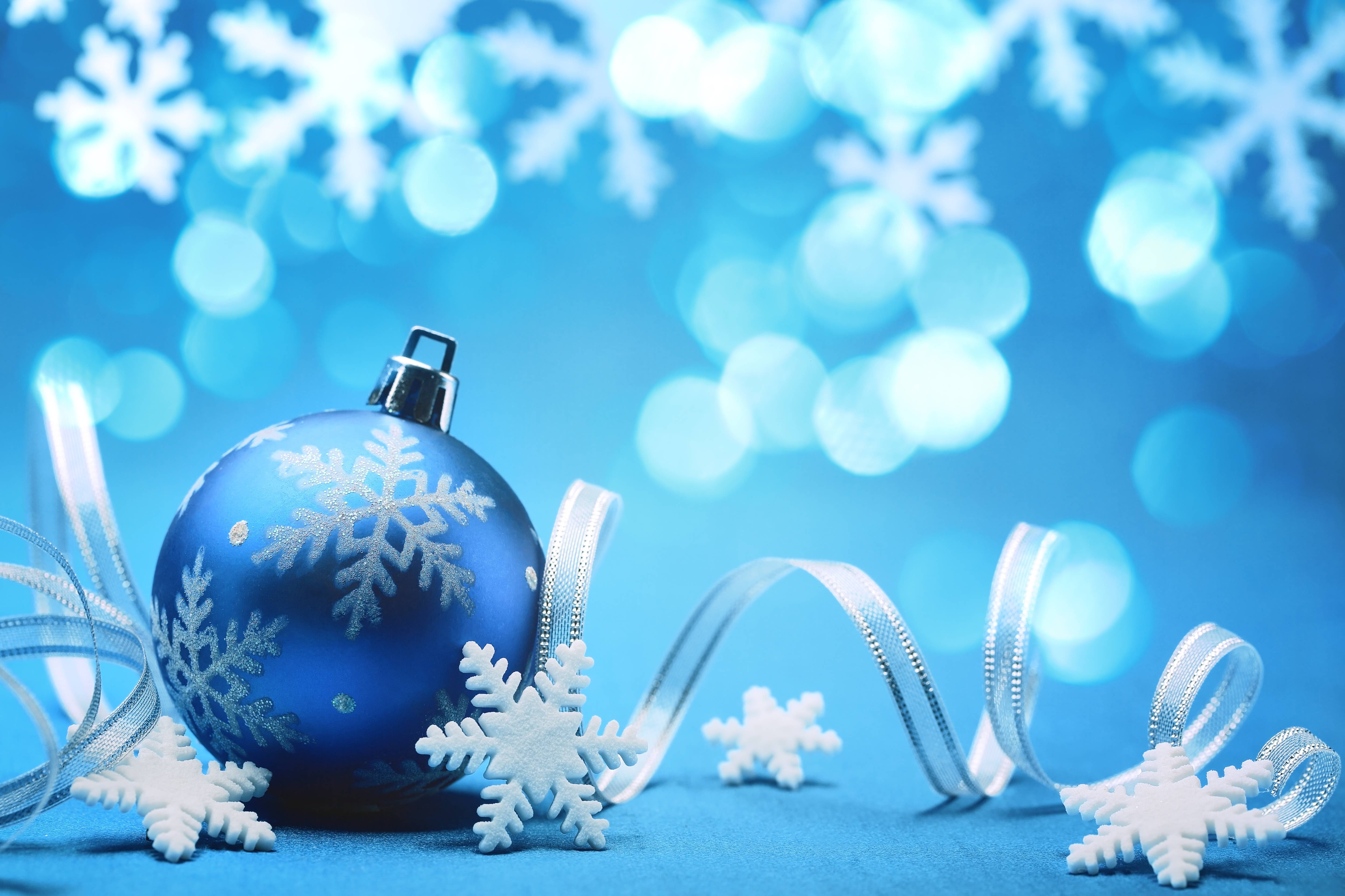 5760x3840 Blue Christmas Wallpaper HD