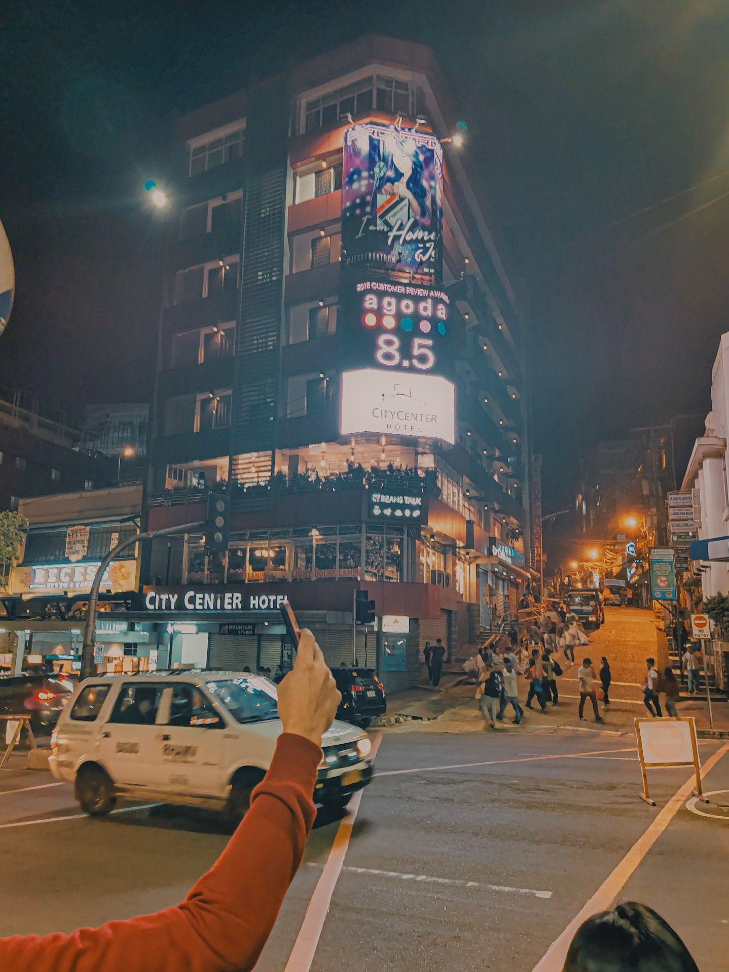 1438x1916 Session Road, Baguio City. Baguio city, City aesthetic, City wallpaper